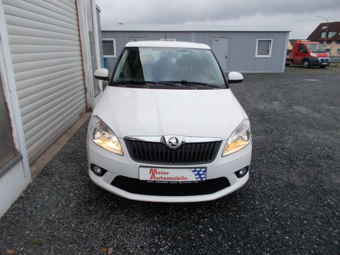 Skoda Fabia Active Blanc - 2
