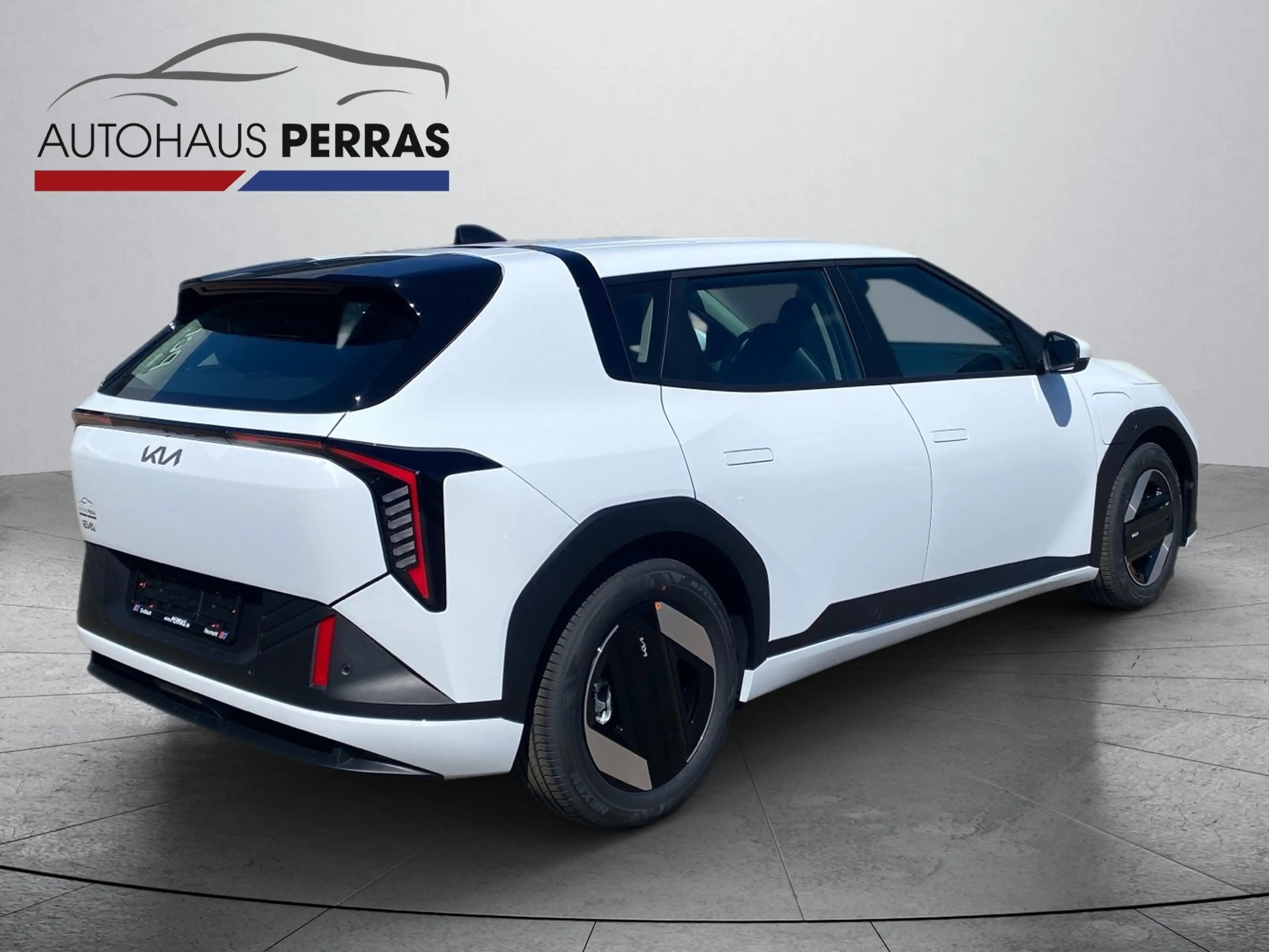 Kia EV4 81 FWD AIR WP ACC+Winterp.+LM+PDC+AUT+SpurH — photo 5