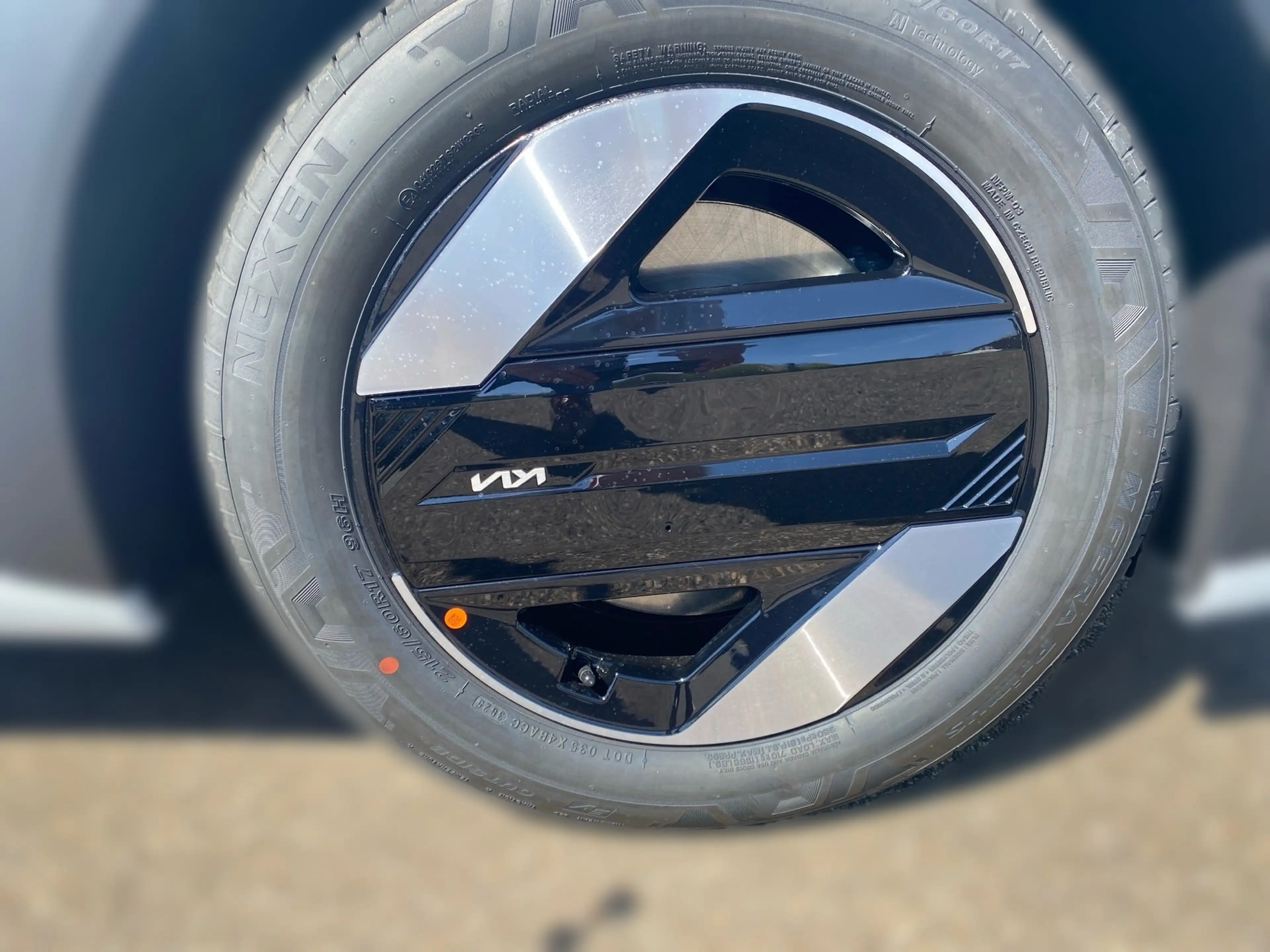 Kia EV4 81 FWD AIR WP ACC+Winterp.+LM+PDC+AUT+SpurH — photo 8