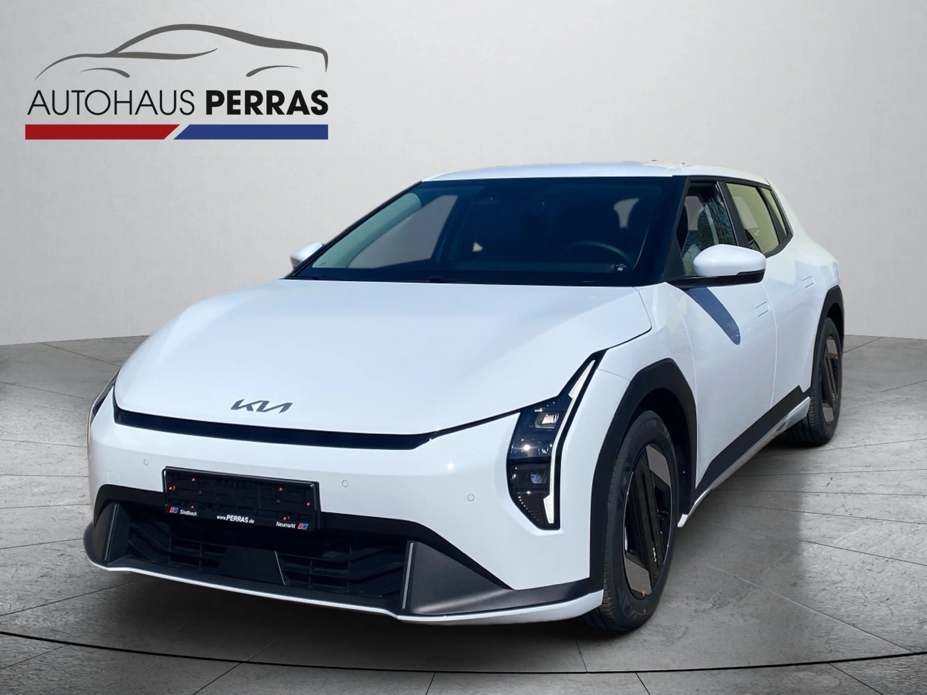 Kia EV4 81 FWD AIR WP ACC+Winterp.+LM+PDC+AUT+SpurH — photo 2