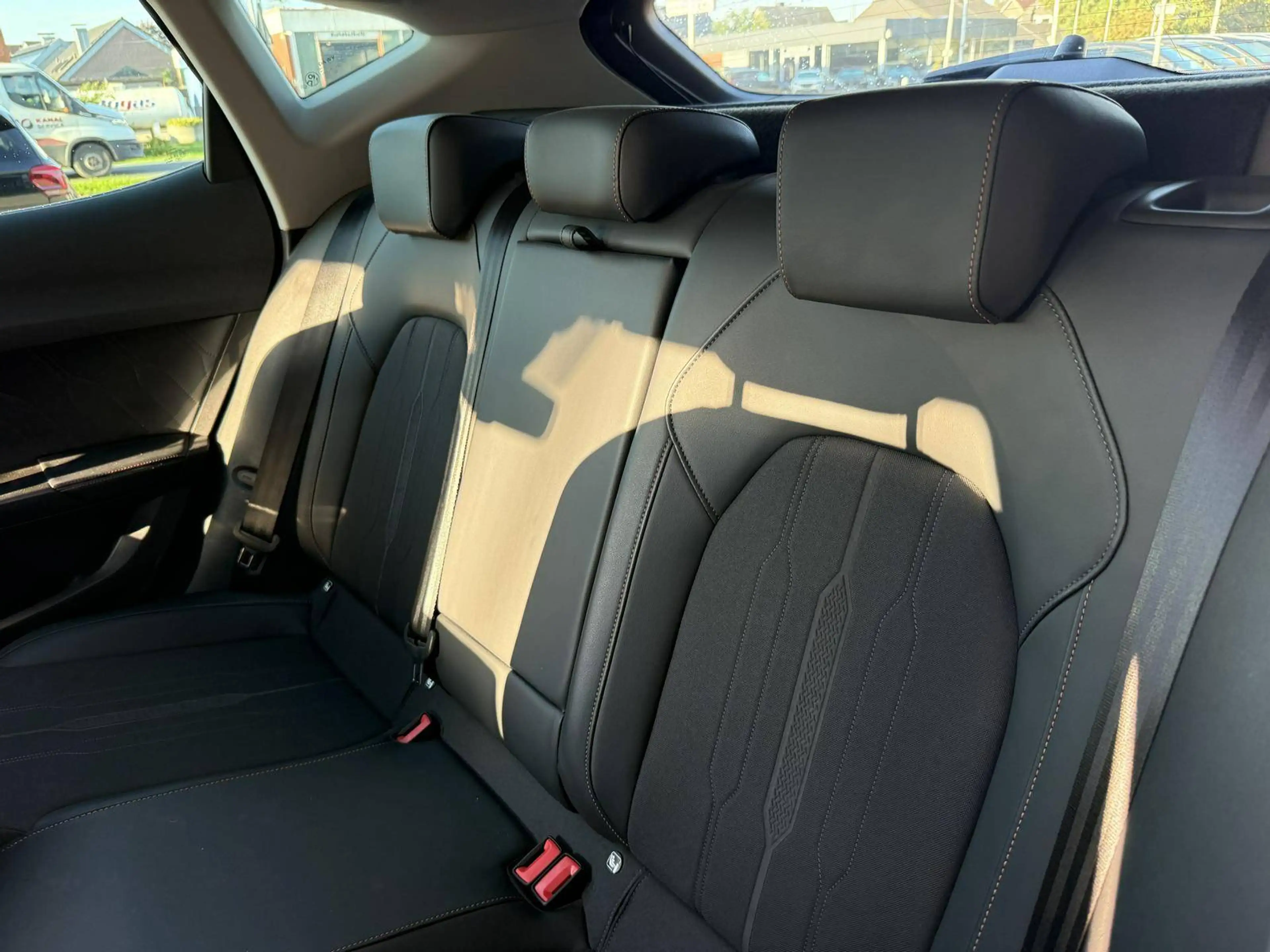 CUPRA Formentor 2.0 TDI 6-Gang- Fahrschulumbau — photo 15
