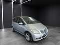 Mercedes-Benz A 180 AVANTGARDE+TEMPOMAT+KLIMA+SITZHEIZUNG+PANO+PDC Silber - thumbnail 3