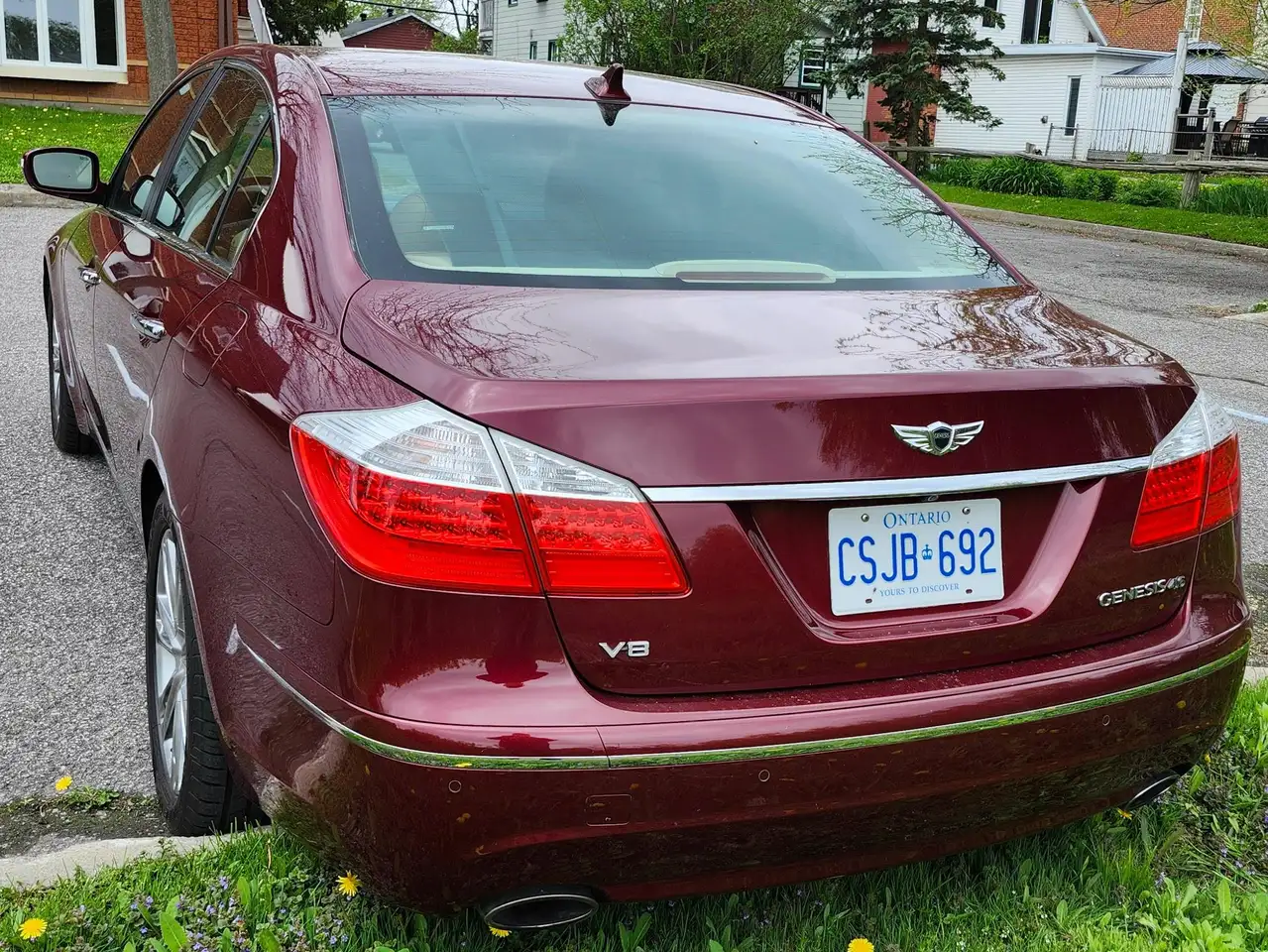 Hyundai Genesis снимка Hyundai Genesis