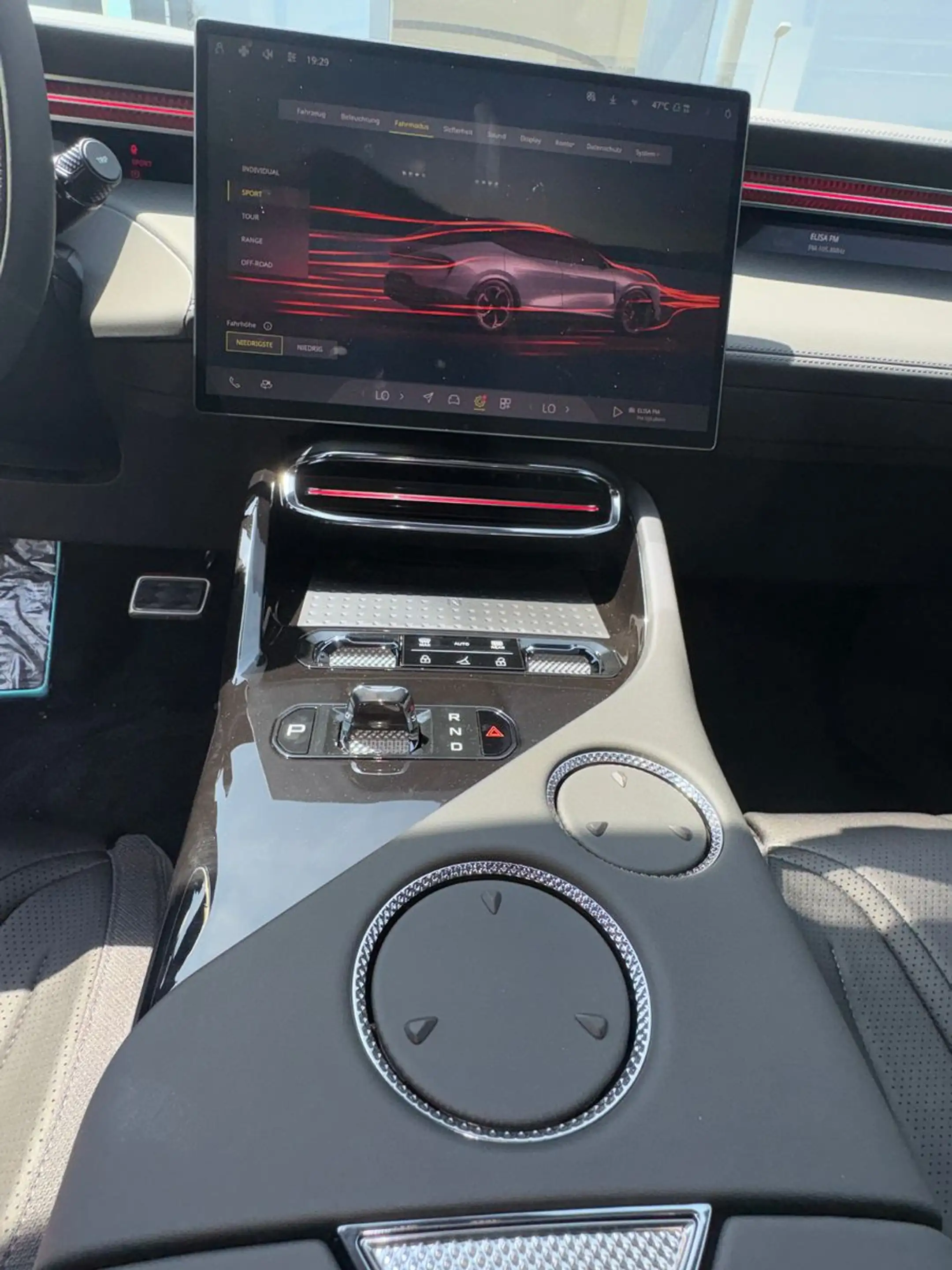Lotus Eletre 600 GT SE *HWA,Glasdach,KEF,Komfort Sitze — photo 17