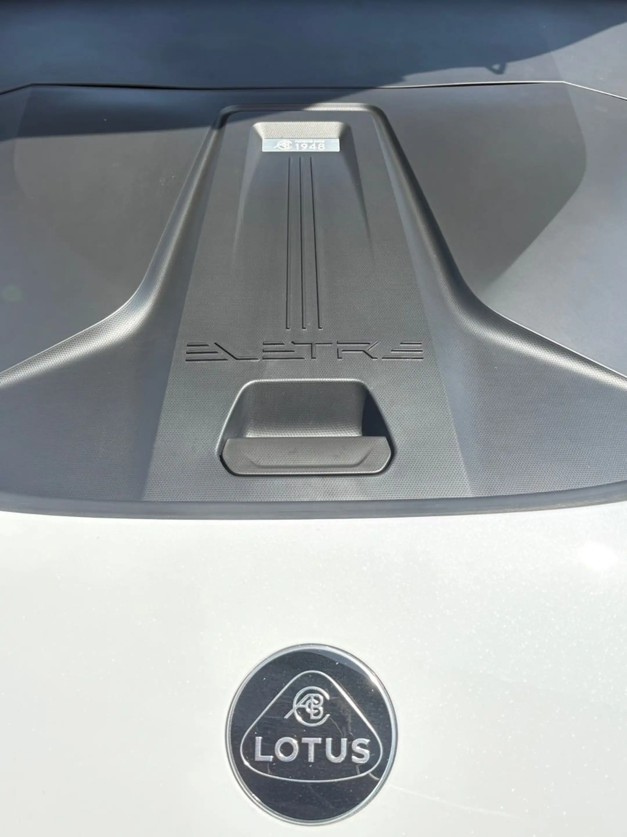 Lotus Eletre 600 GT SE *HWA,Glasdach,KEF,Komfort Sitze — photo 19