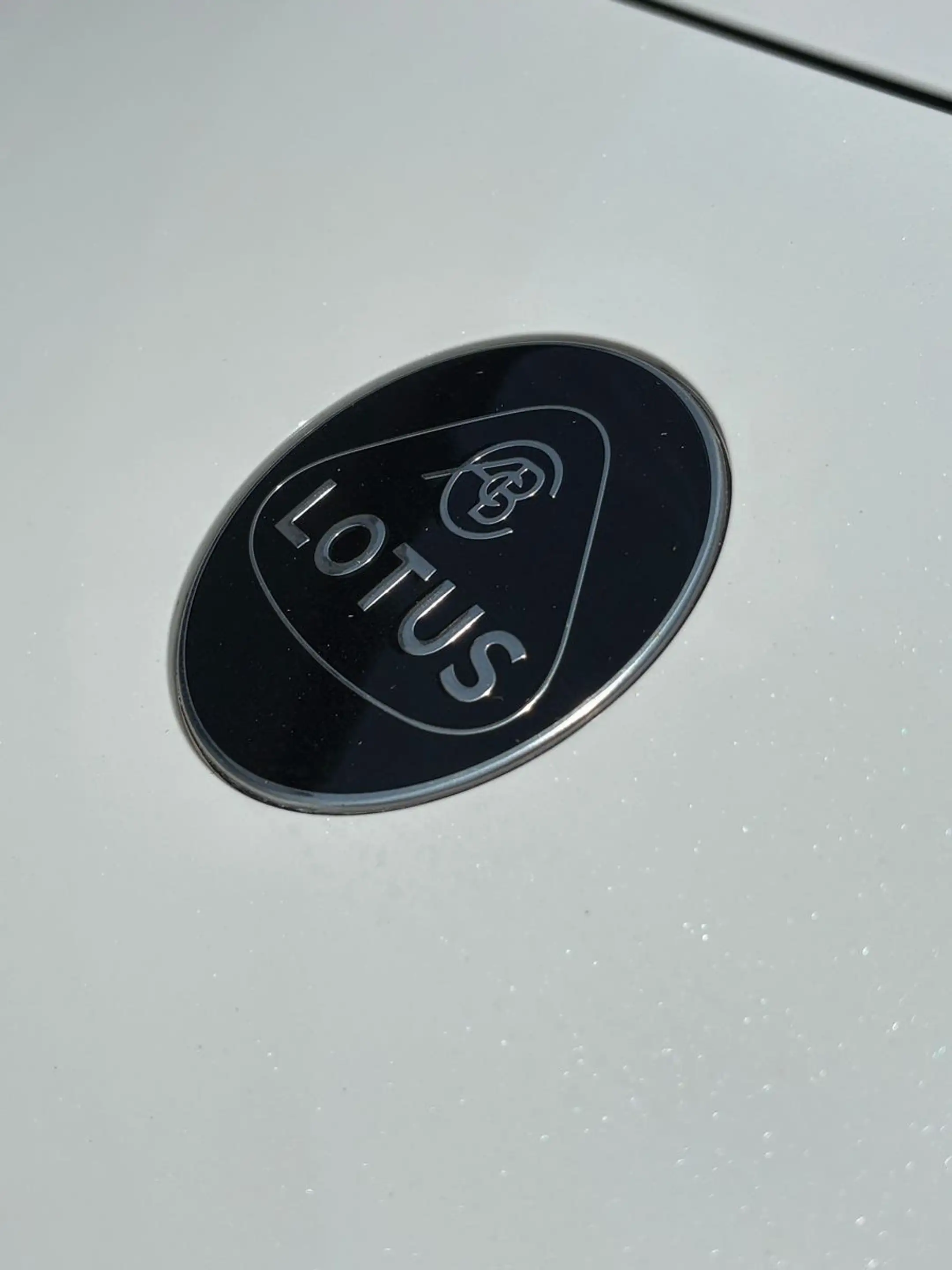 Lotus Eletre 600 GT SE *HWA,Glasdach,KEF,Komfort Sitze — photo 26