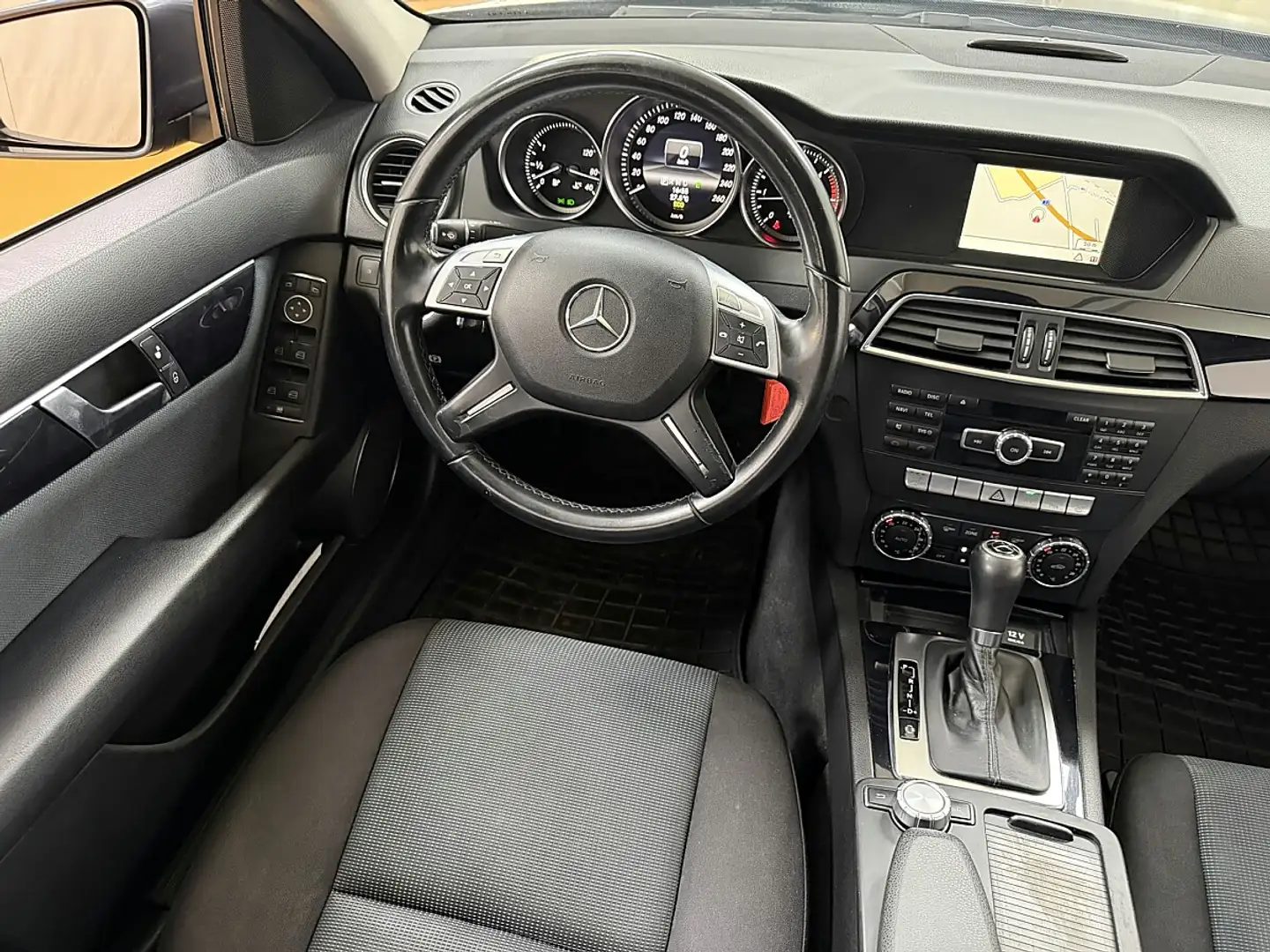 Mercedes-Benz C 200 CDI A-Edition plus BlueEfficiency Aut. Grau - 2
