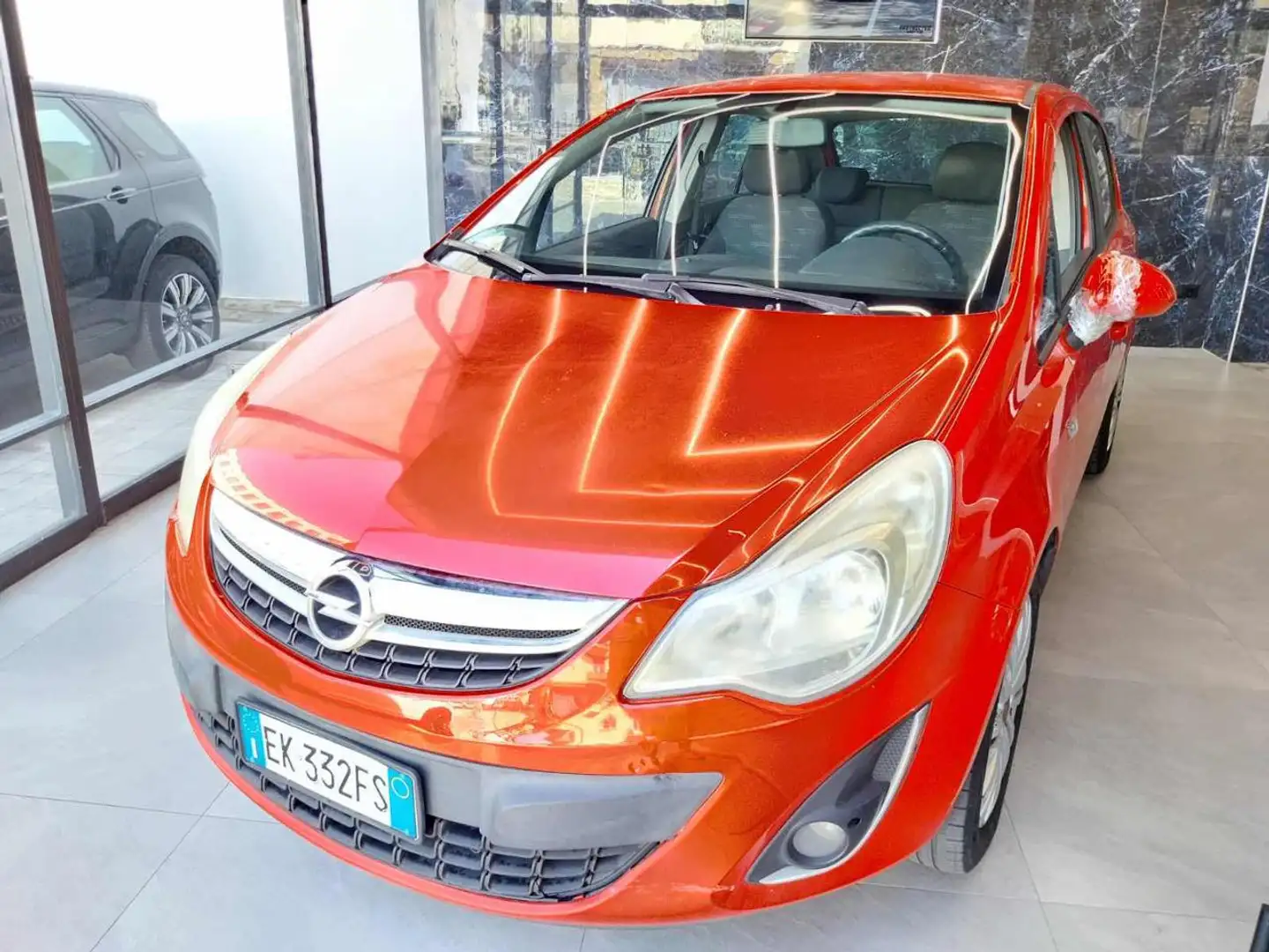 Opel Corsa 1.2 5 porte Cosmo Rosso - 1