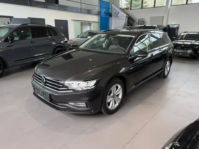 Volkswagen Passat Variant Passat Business 2.0 TDI DSG AID/LED/360°/AHK