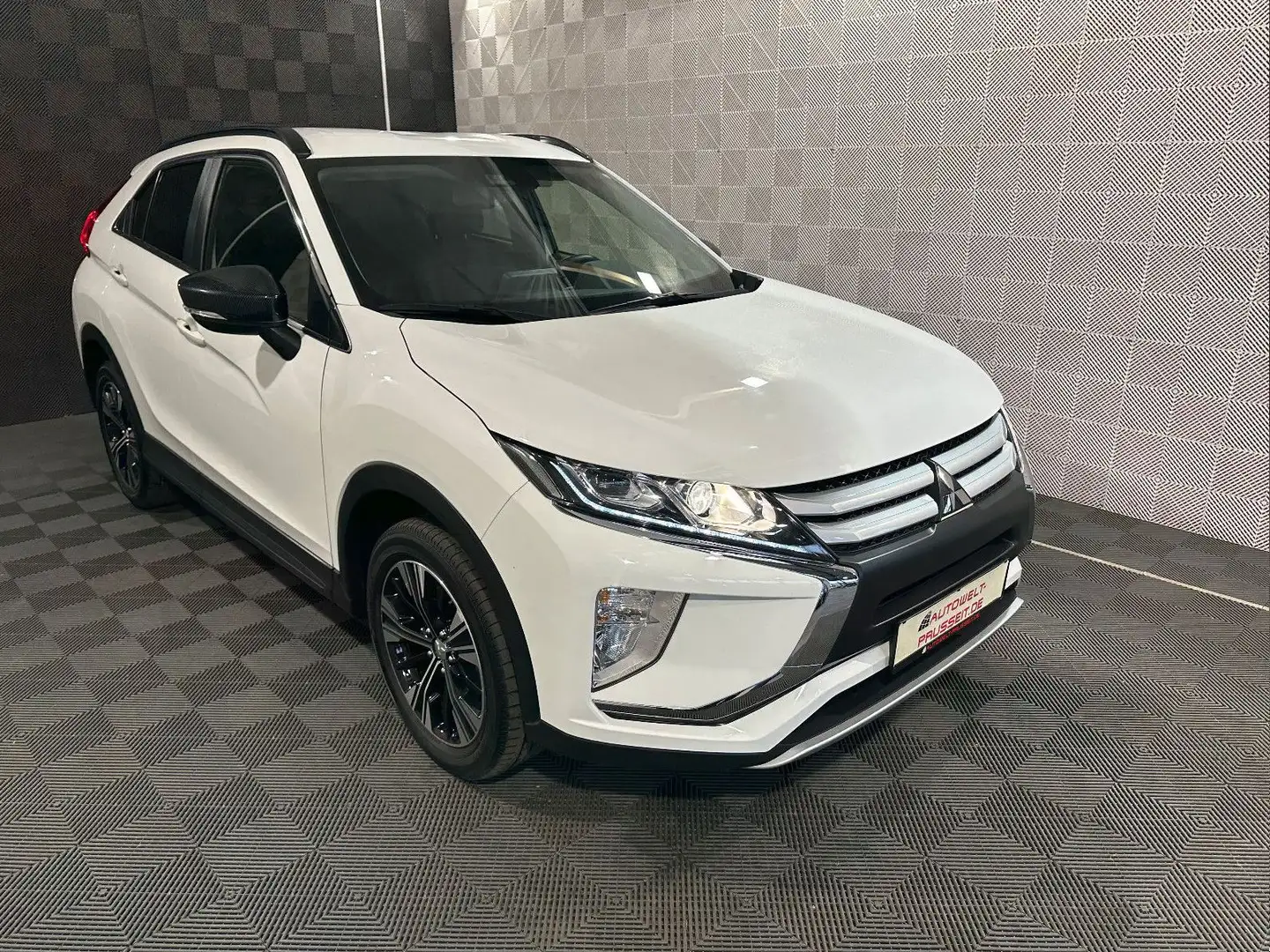 Mitsubishi Eclipse Cross 2WD*SPIRIT*LED-R.KAM-SPUR-TEMP-SHZ Weiß - 1