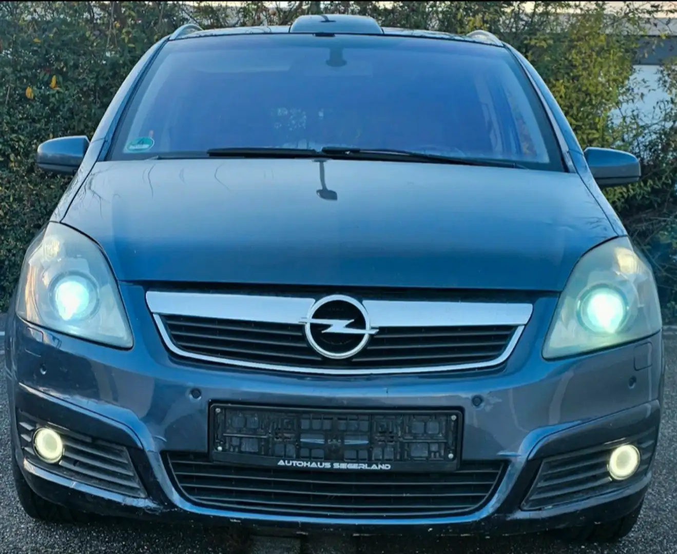 Opel Zafira Keyless Recaro Anhängerkuplung Kurvenlicht Panoram Blau - 1