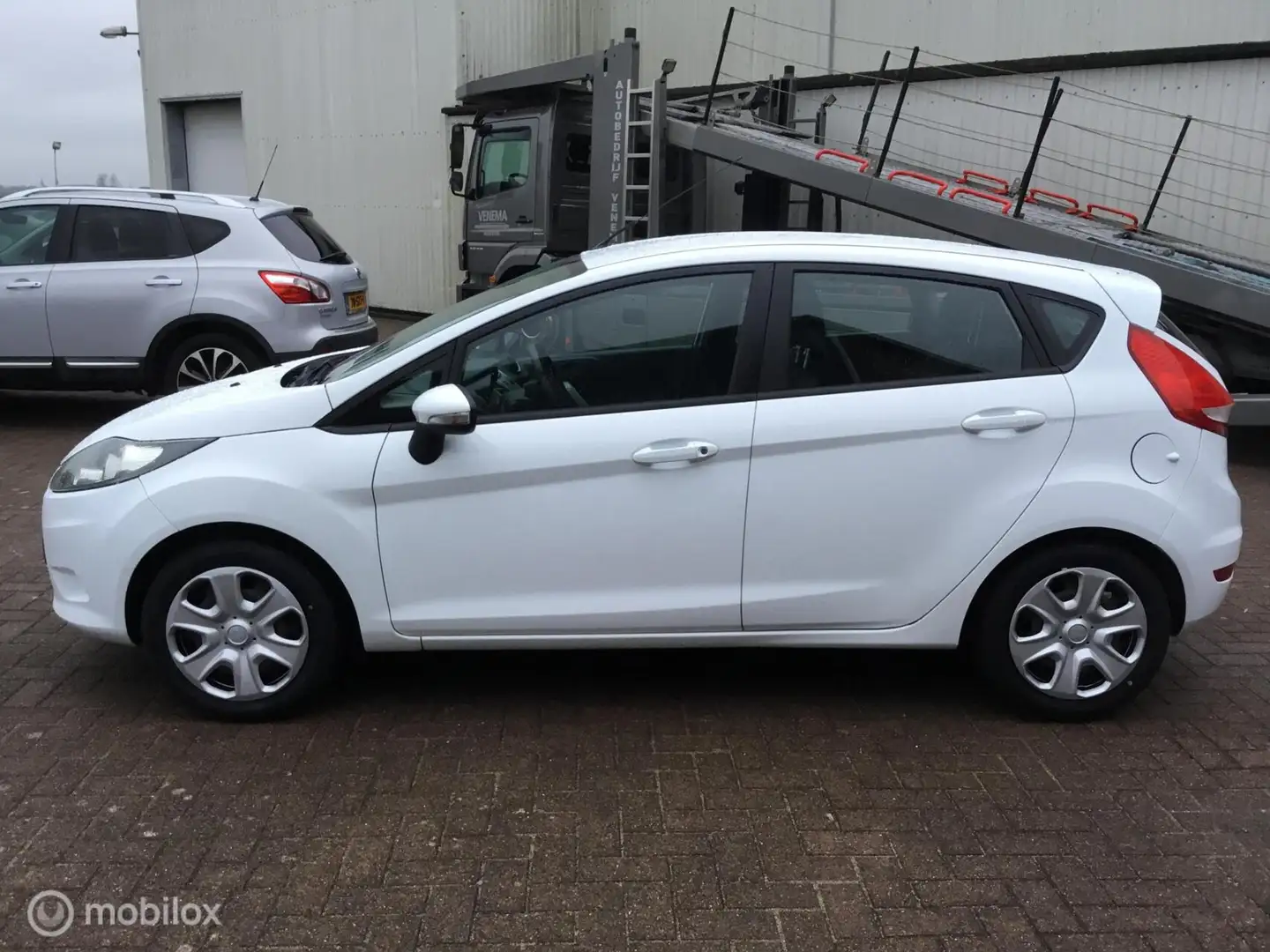 Ford Fiesta 4 cil apk jan 2027 1.25 Weiß - 2