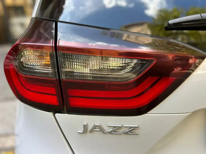 Honda Jazz 1.5i-MMD ADVANCE 2025, foto 21