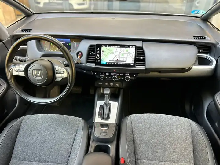 Honda Jazz 1.5i-MMD ADVANCE 2025, foto 30