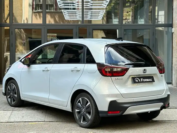Honda Jazz 1.5i-MMD ADVANCE 2025, foto 3