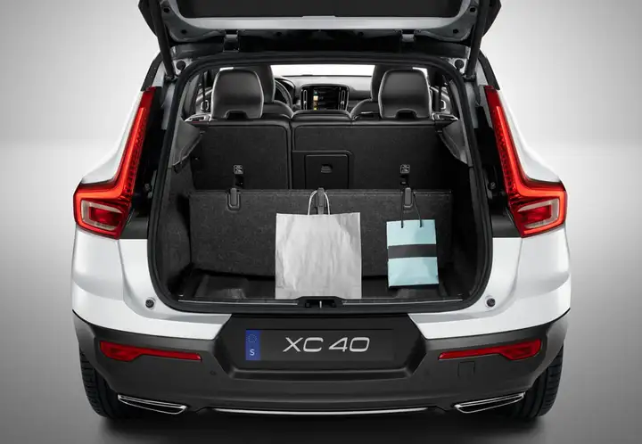 Volvo XC40 T2 Inscription aut 2022, foto 31