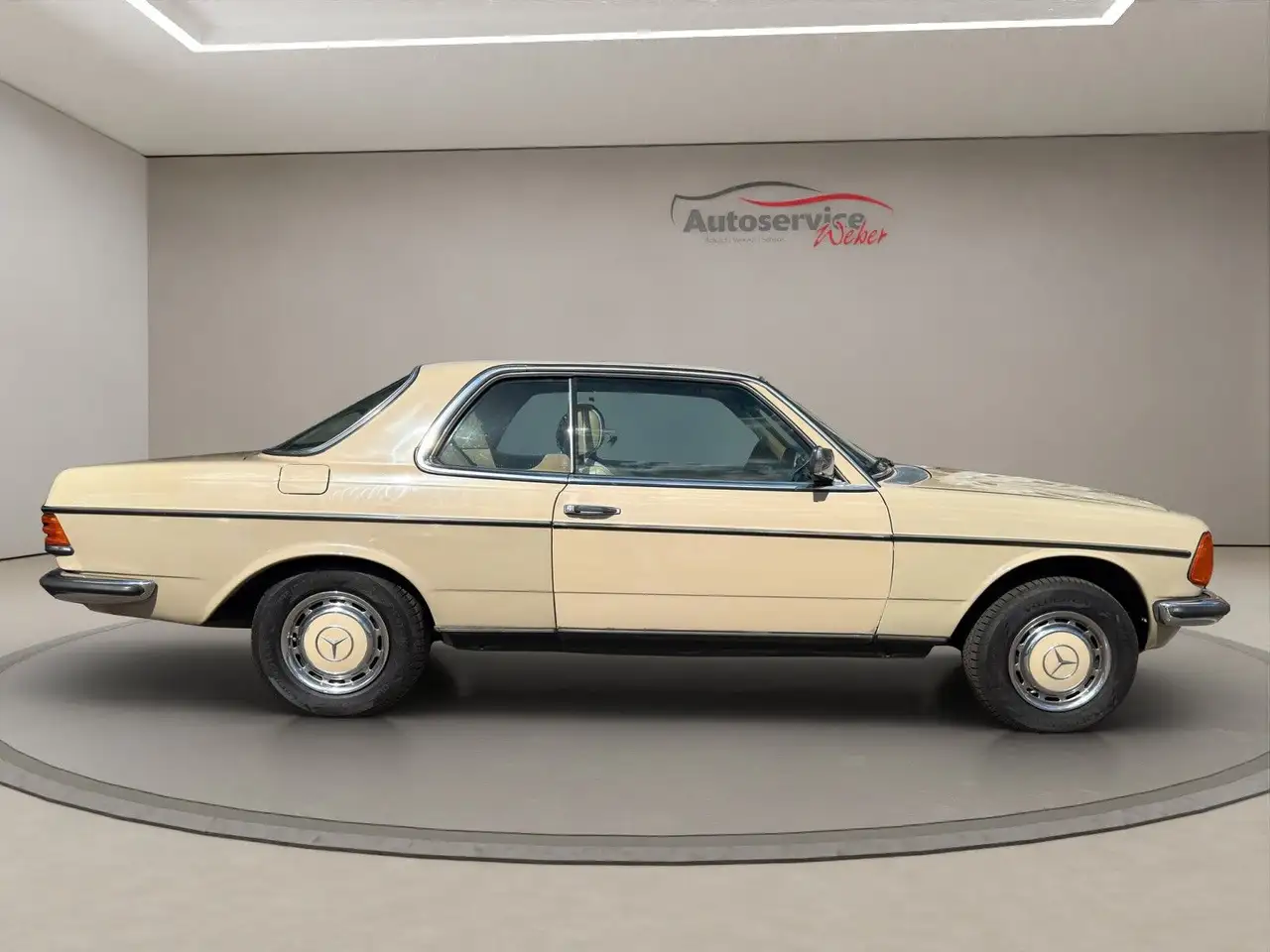 Mercedes-Benz 230 CE Coupe Bj - 1981, foto 6