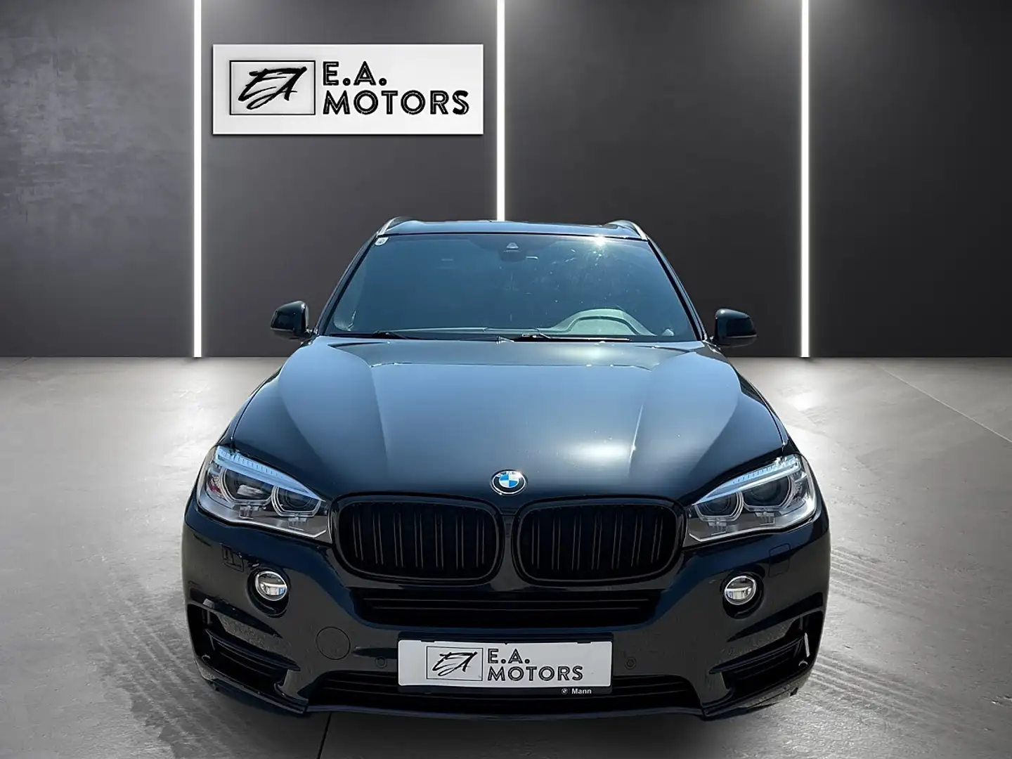 BMW X5 xDrive40d Aut. Schwarz - 2