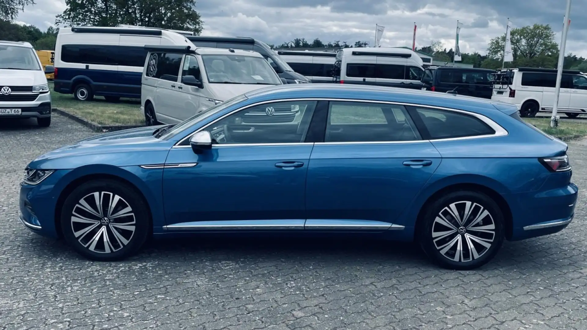 Volkswagen Arteon Shooting Brake Elegance 1,4 l eHybrid 115 kW (156 Blau - 2