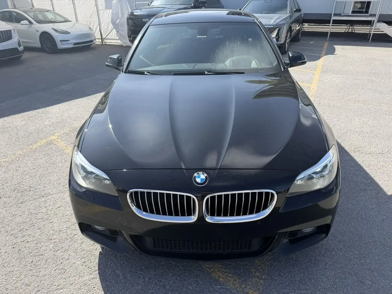 BMW 5 Series снимка BMW 5 Series