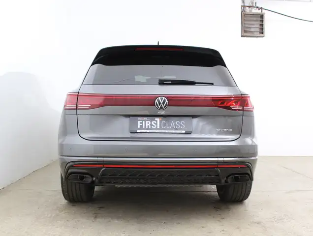 Volkswagen Touareg R eHybrid TSI 4M. Final Edition Ansicht 15