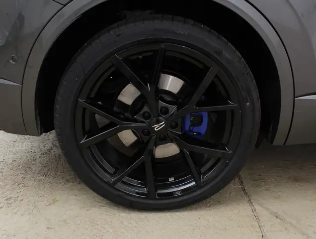 Volkswagen Touareg R eHybrid TSI 4M. Final Edition Ansicht 4