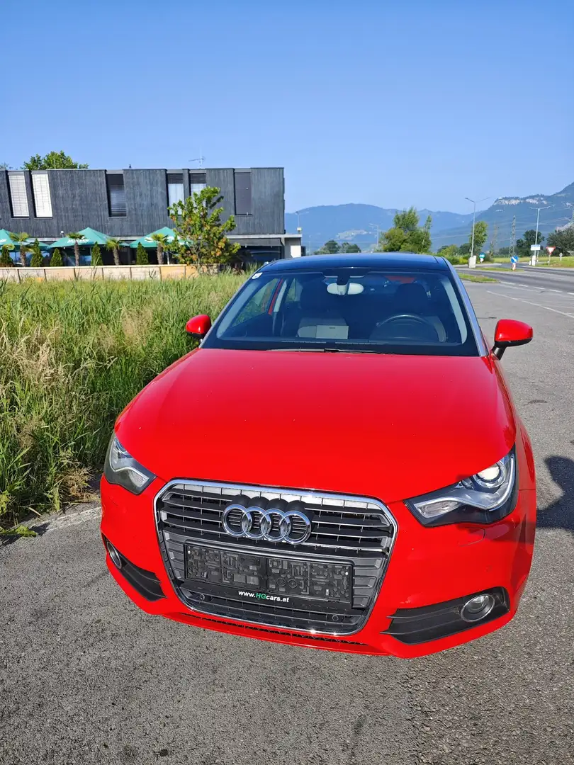 Audi A1 1.4 TFSI Attraction Rot - 2