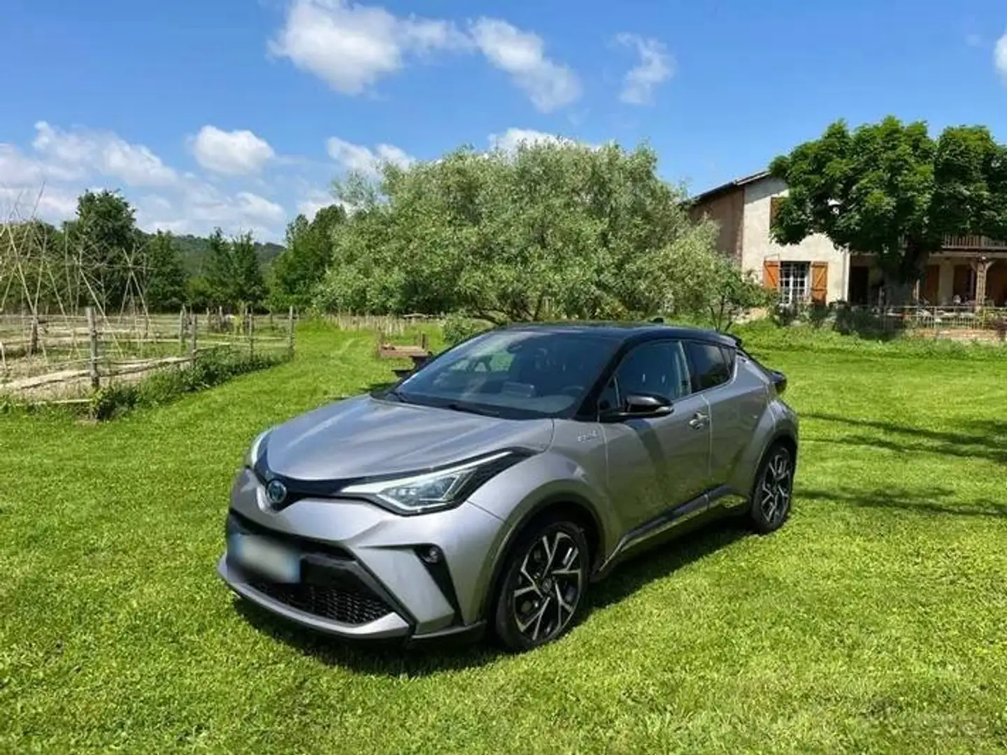Toyota C-HR C-HR Hybride 2.0L Collection Argent - 1