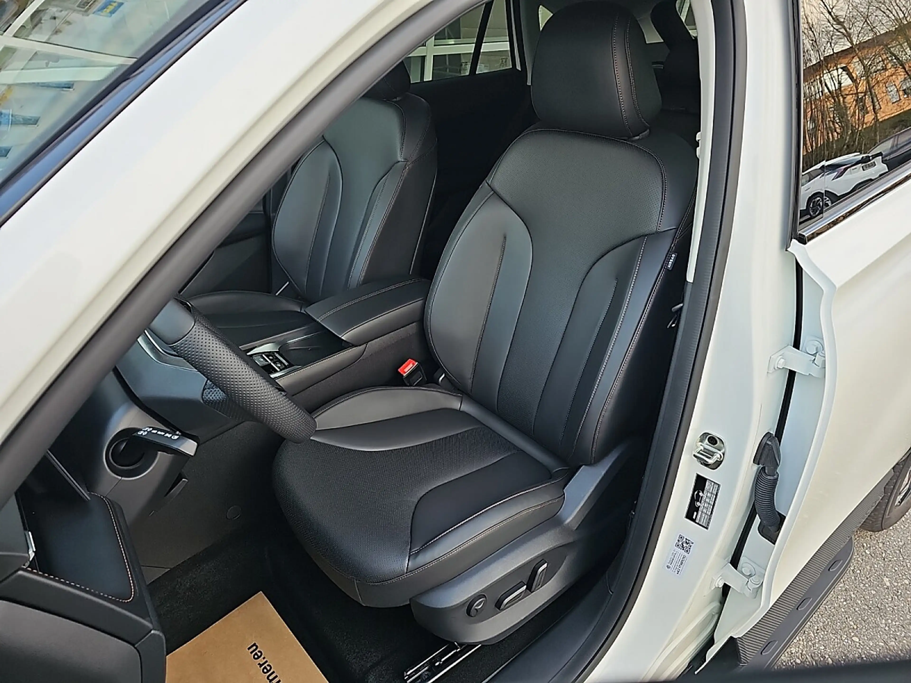 MG HS PHEV+ Luxury 21,4kWh Aut. *Winterkompletträder ... — photo 10