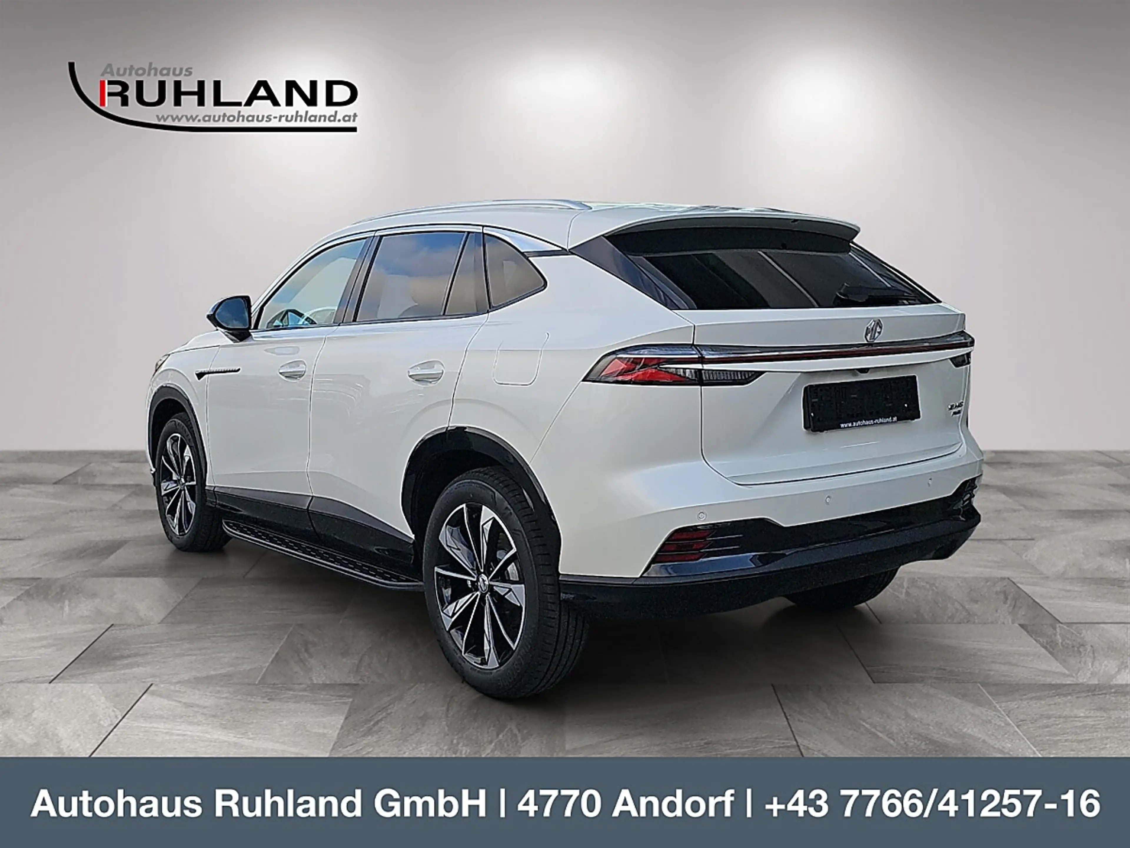 MG HS PHEV+ Luxury 21,4kWh Aut. *Winterkompletträder ... — photo 3