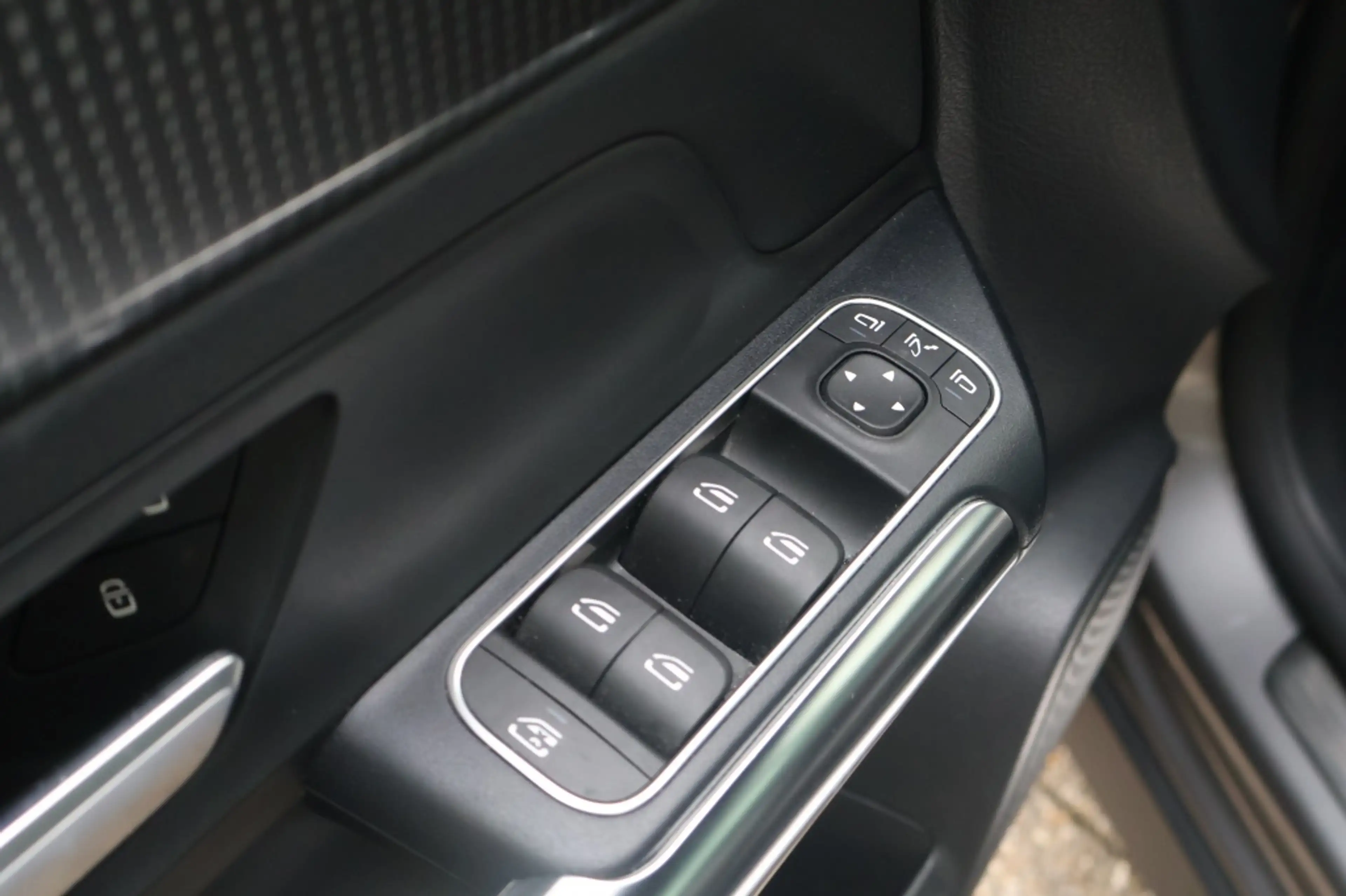Mercedes-Benz EQA 250 190pk Business Solution Luxury SoH 95% I Cruise I — photo 11