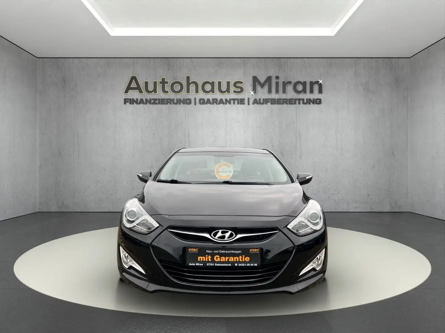 Hyundai i40 1.7 CRDi 100kW Style Automatik Negro - 1