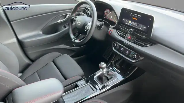 Hyundai i30 view 5