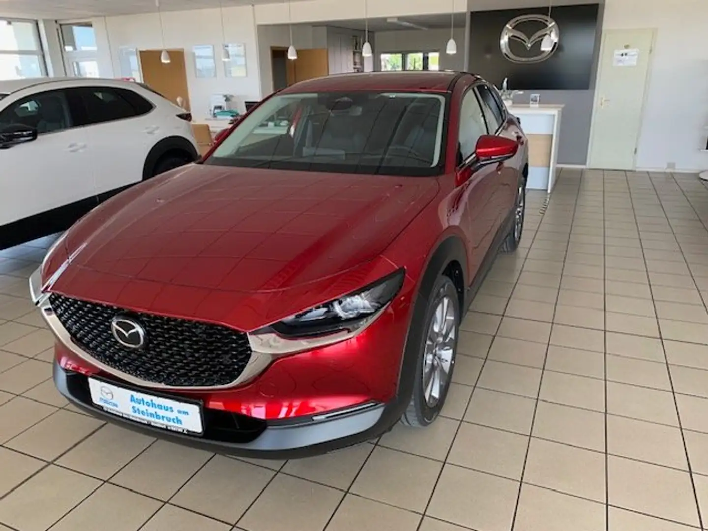 Mazda CX-30 e-SKYACTIVE G 140 Aut. CENTRE-LINE DESI Rot - 1