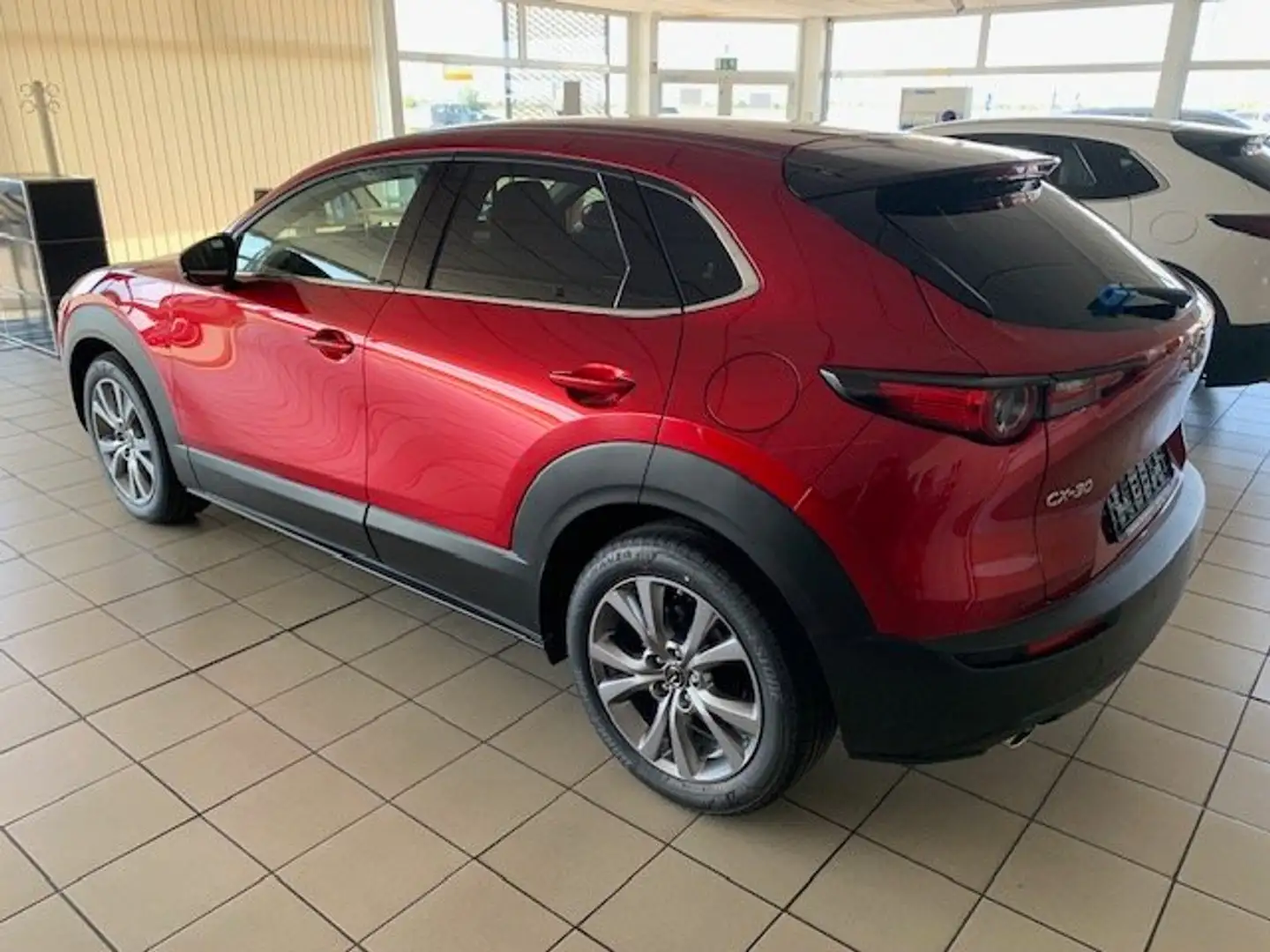 Mazda CX-30 e-SKYACTIVE G 140 Aut. CENTRE-LINE DESI Rot - 2