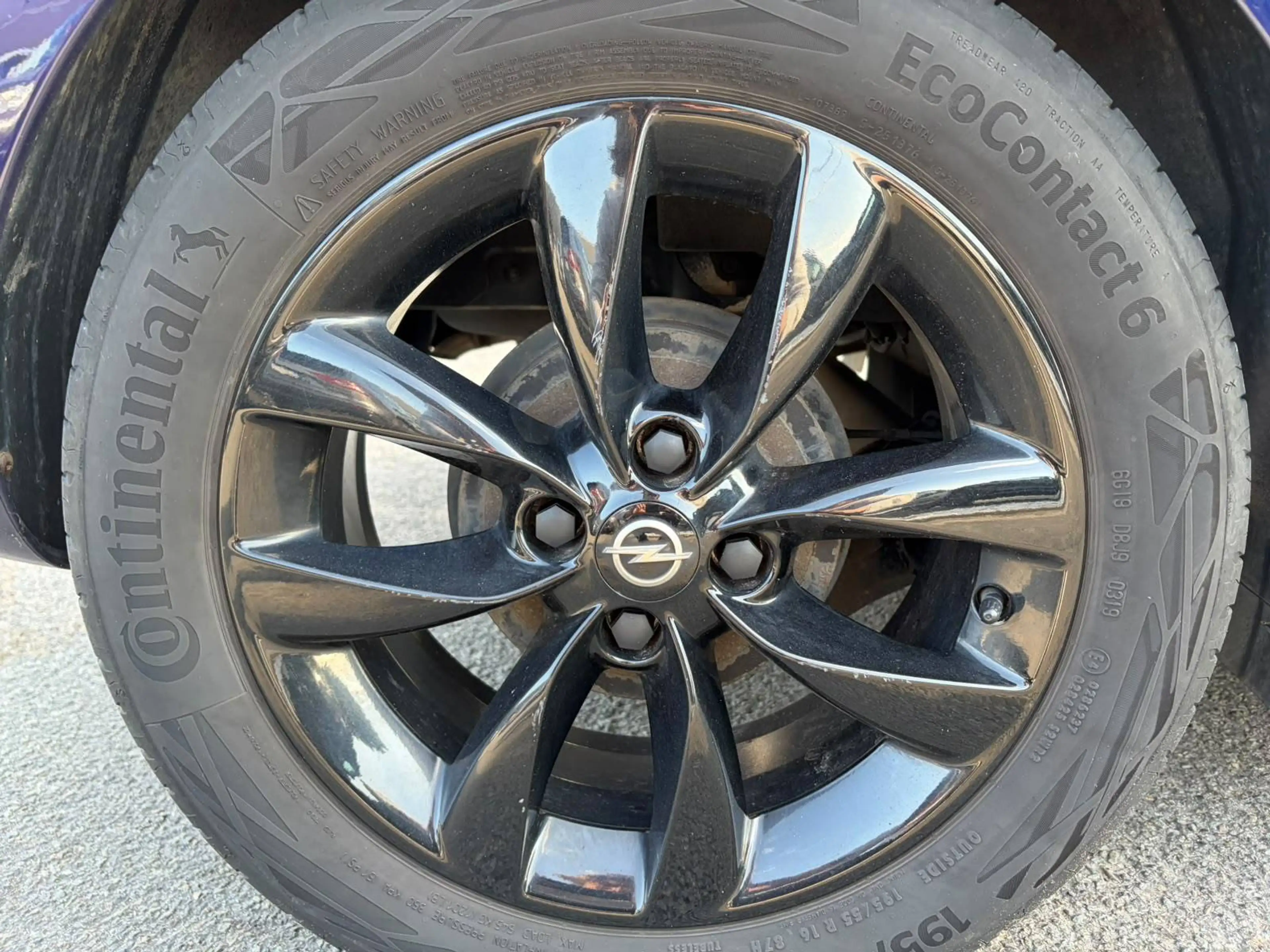 Opel Adam Adam 1.2i Black Jack (EU6.2) — photo 10