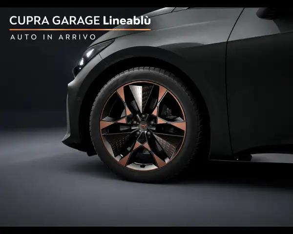 Cupra Born view 4