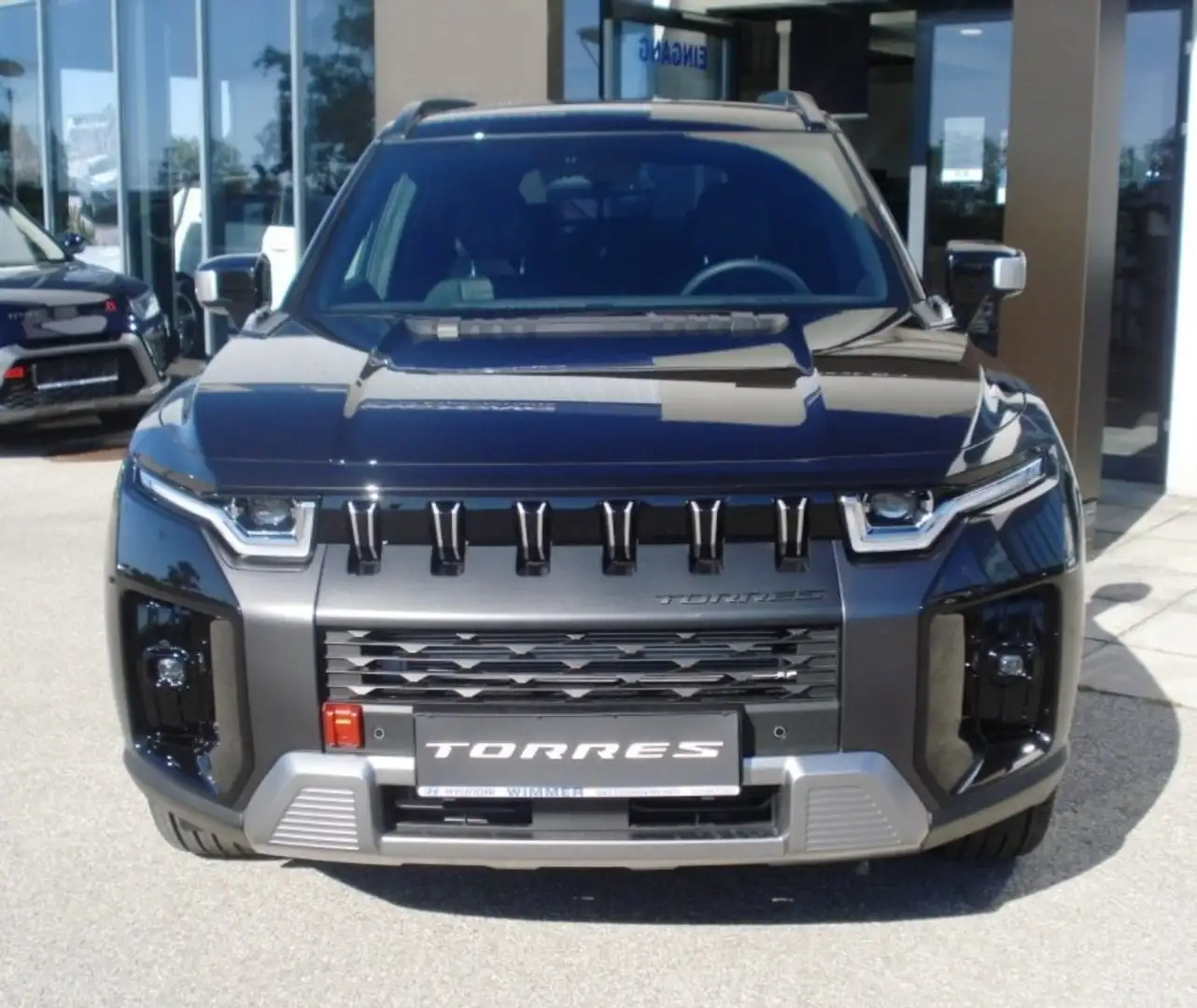 KGM Torres Hybrid 1,5 GDI Turbo HEV 2WD AT Premium Zwart - 2