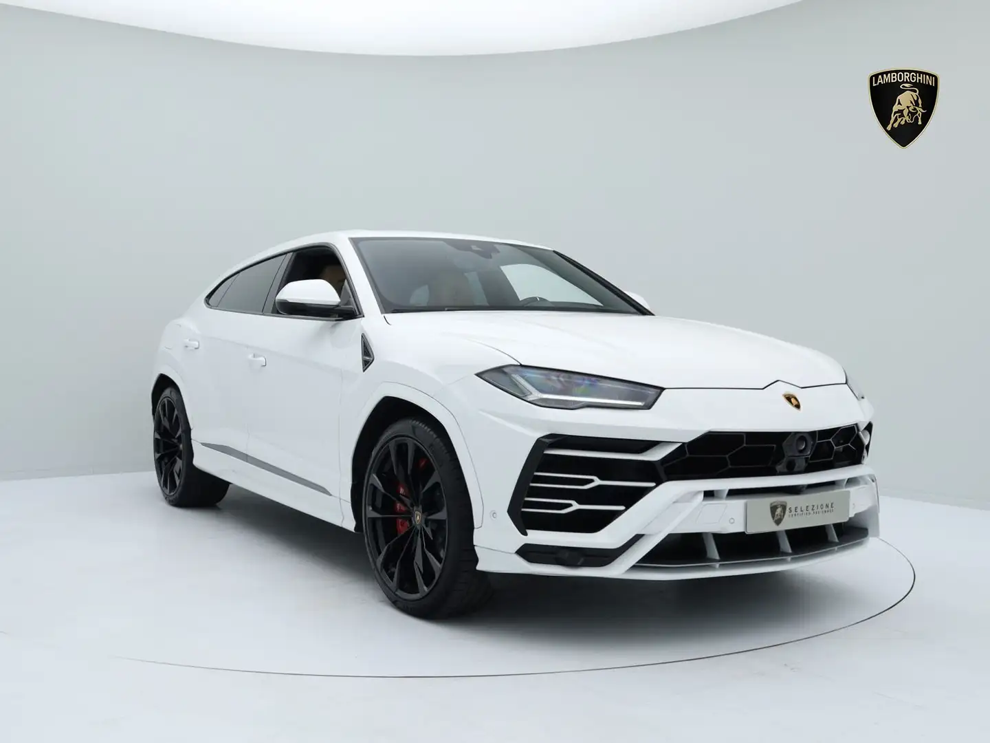 Lamborghini Urus MY22 - 1