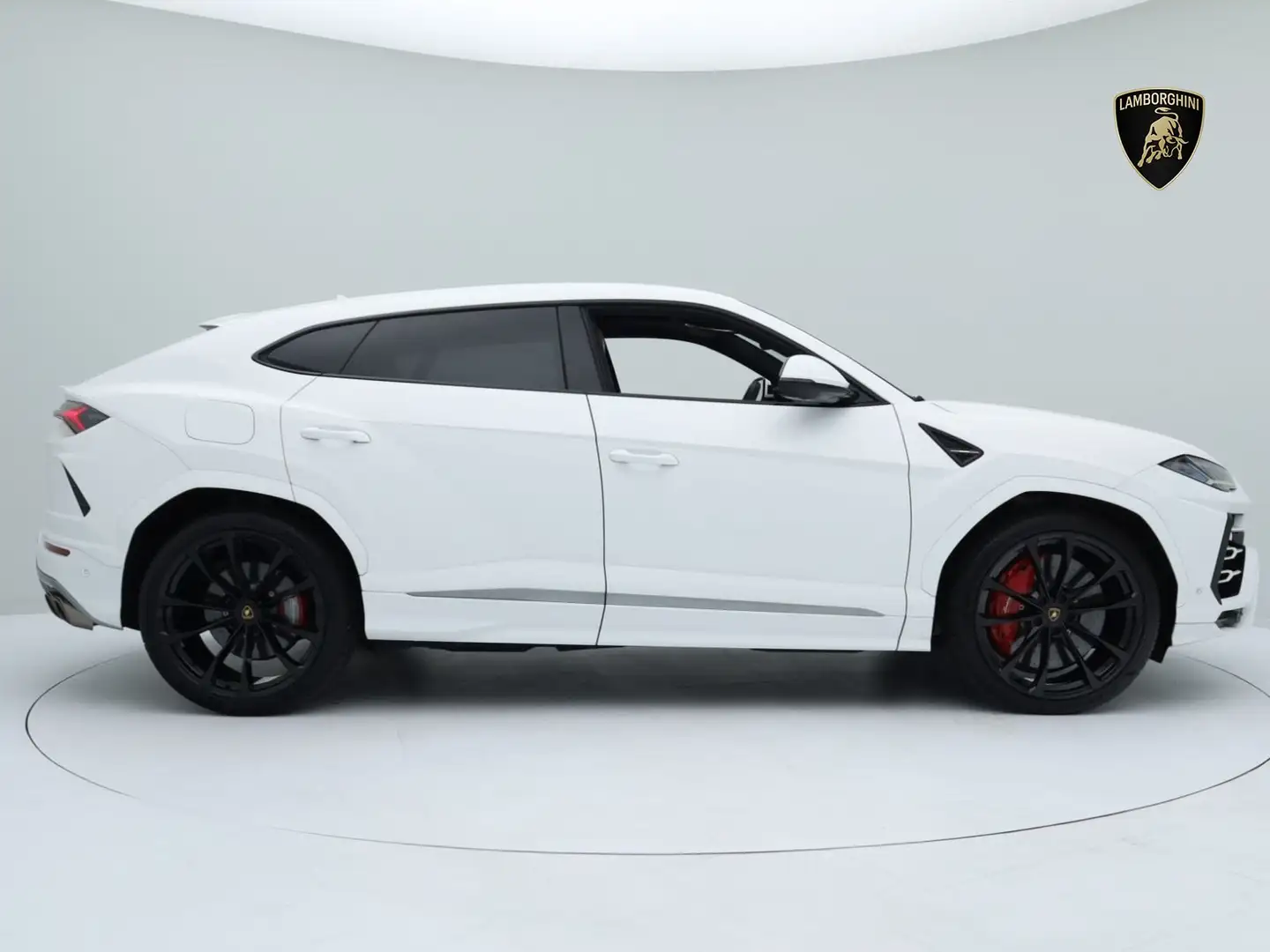 Lamborghini Urus MY22 - 2