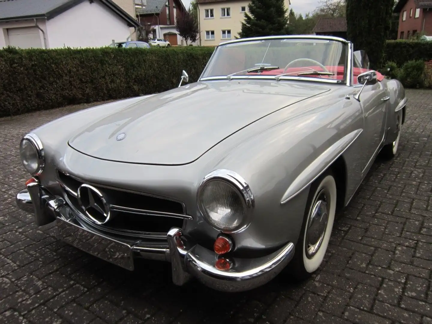 Mercedes-Benz 190SL Gümüş rengi - 1