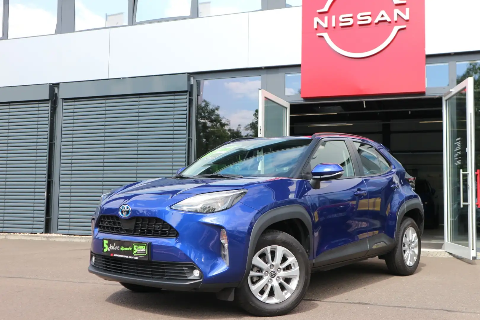 Toyota Yaris Cross 1.5-iE Hybrid 4WD Kamera Navi SHZ AAC Blau - 2