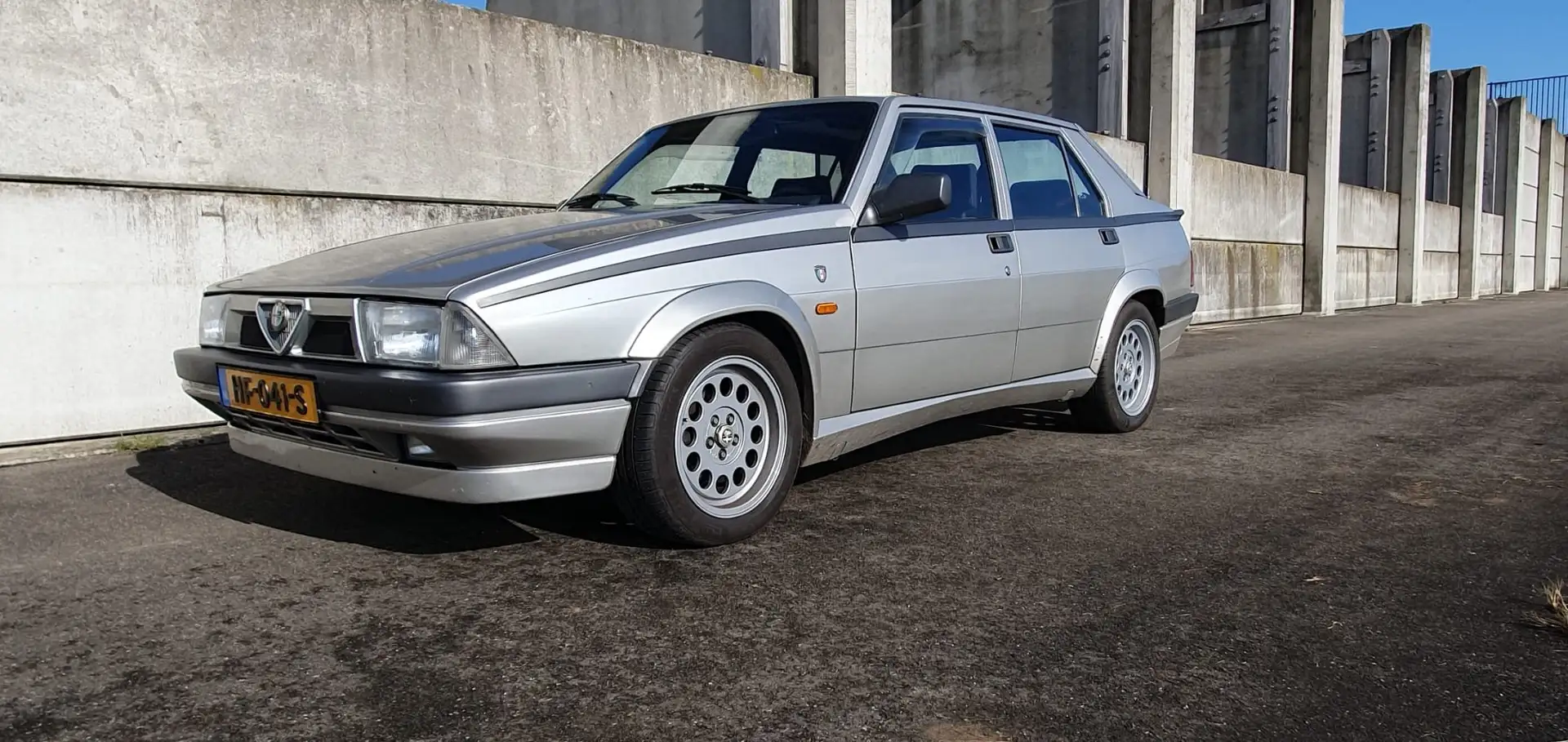 Alfa Romeo 75 2.0 Twin Spark (met airco!) Gri - 1