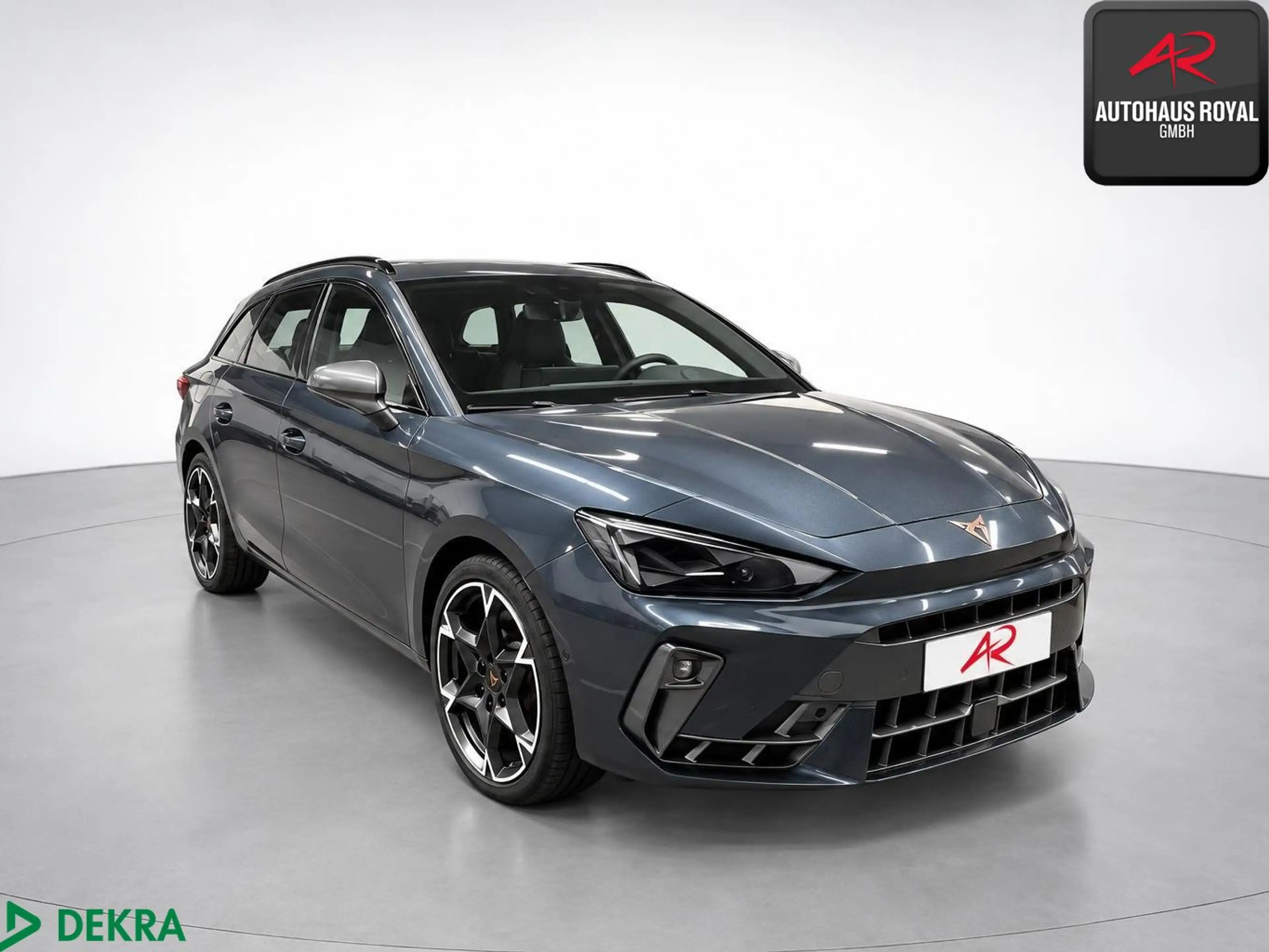 CUPRA Leon ST 1.5 e-Hybrid VZ PANO,MATRIX,MEMORY,KESSY — photo 4