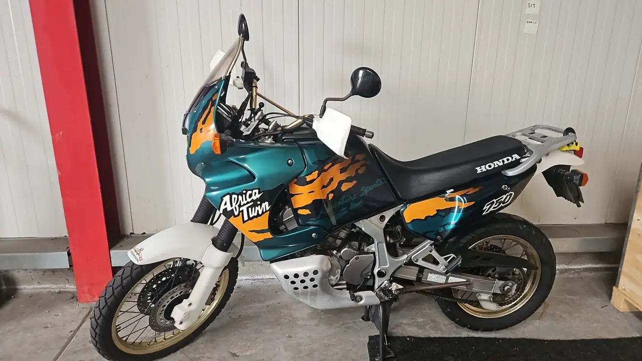 Honda XRV 750