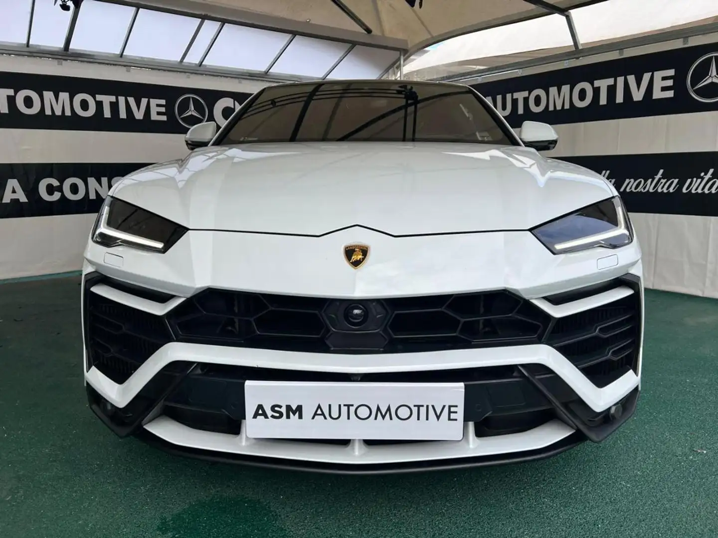 Lamborghini Urus 4.0 Weiß - 2