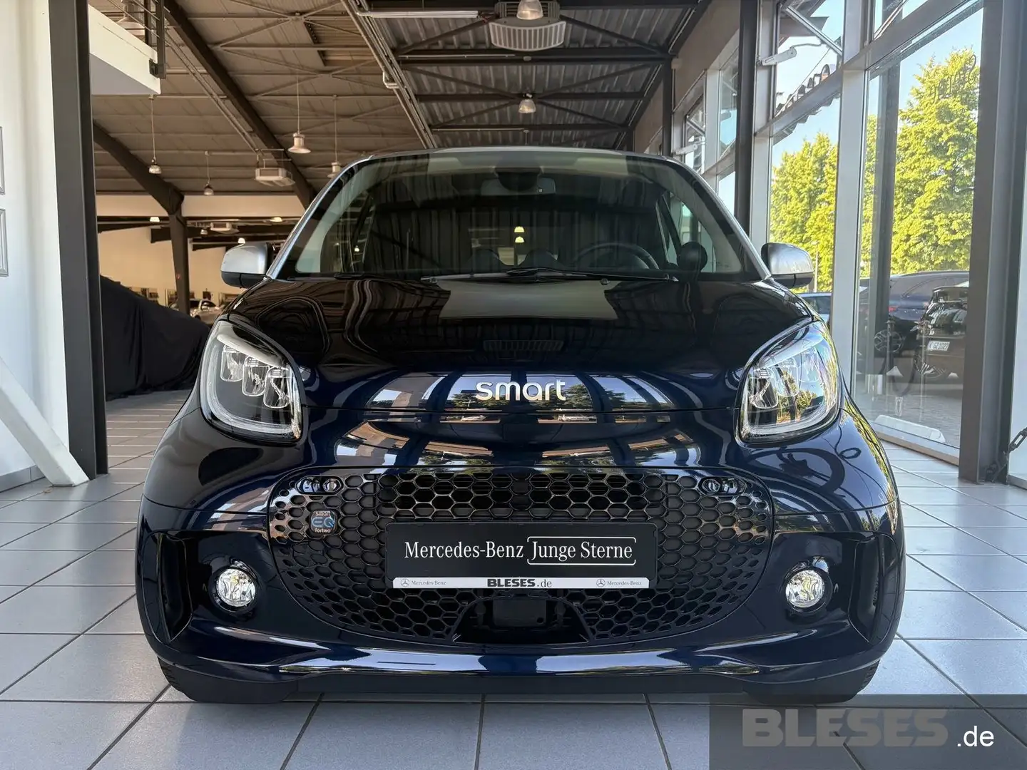 smart forTwo EQ fortwo cabrio Exclusive Plus+22kW+JBL+Winter-P Blau - 2