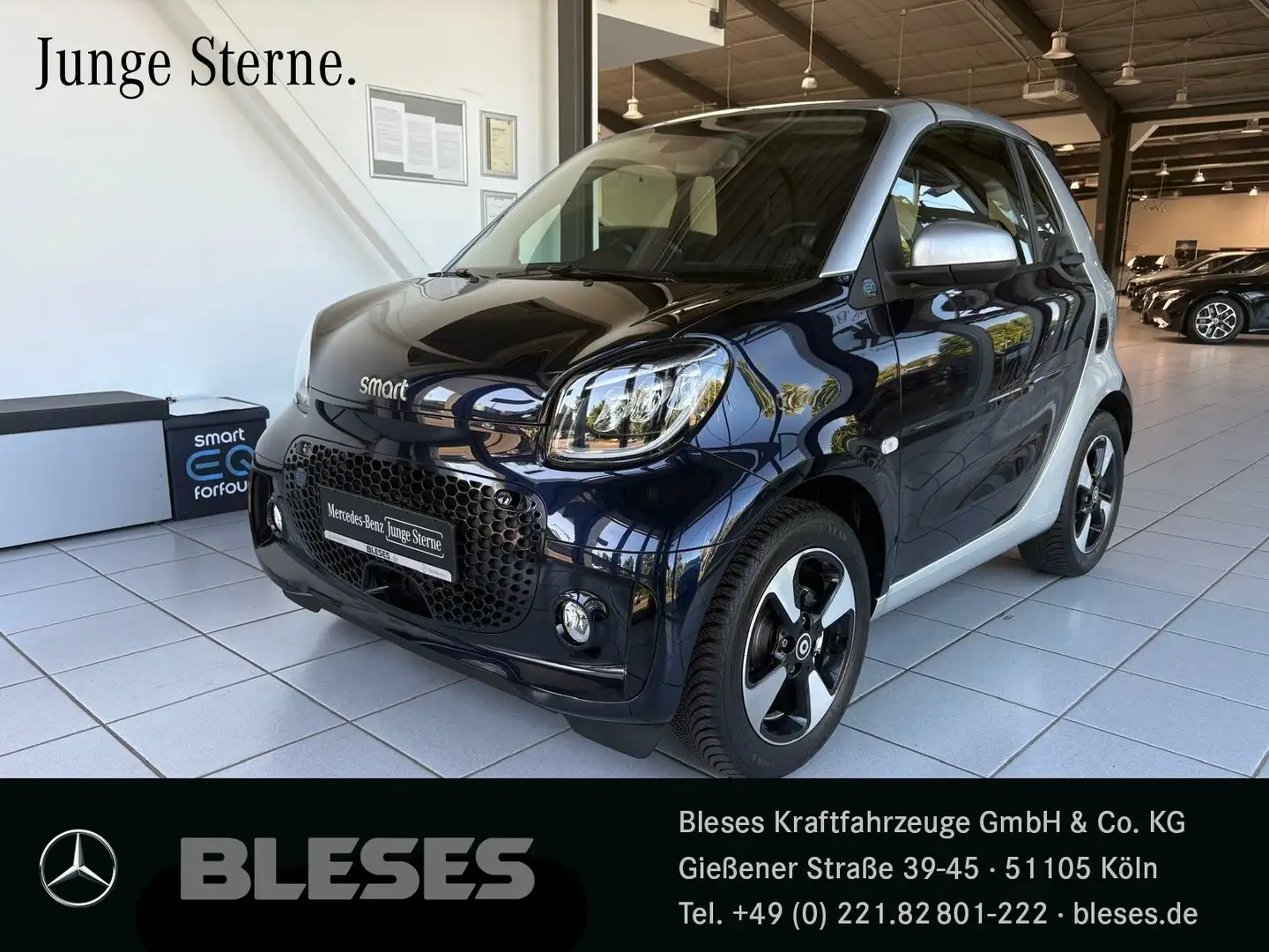 smart forTwo EQ fortwo cabrio Exclusive Plus+22kW+JBL+Winter-P Blau - 1