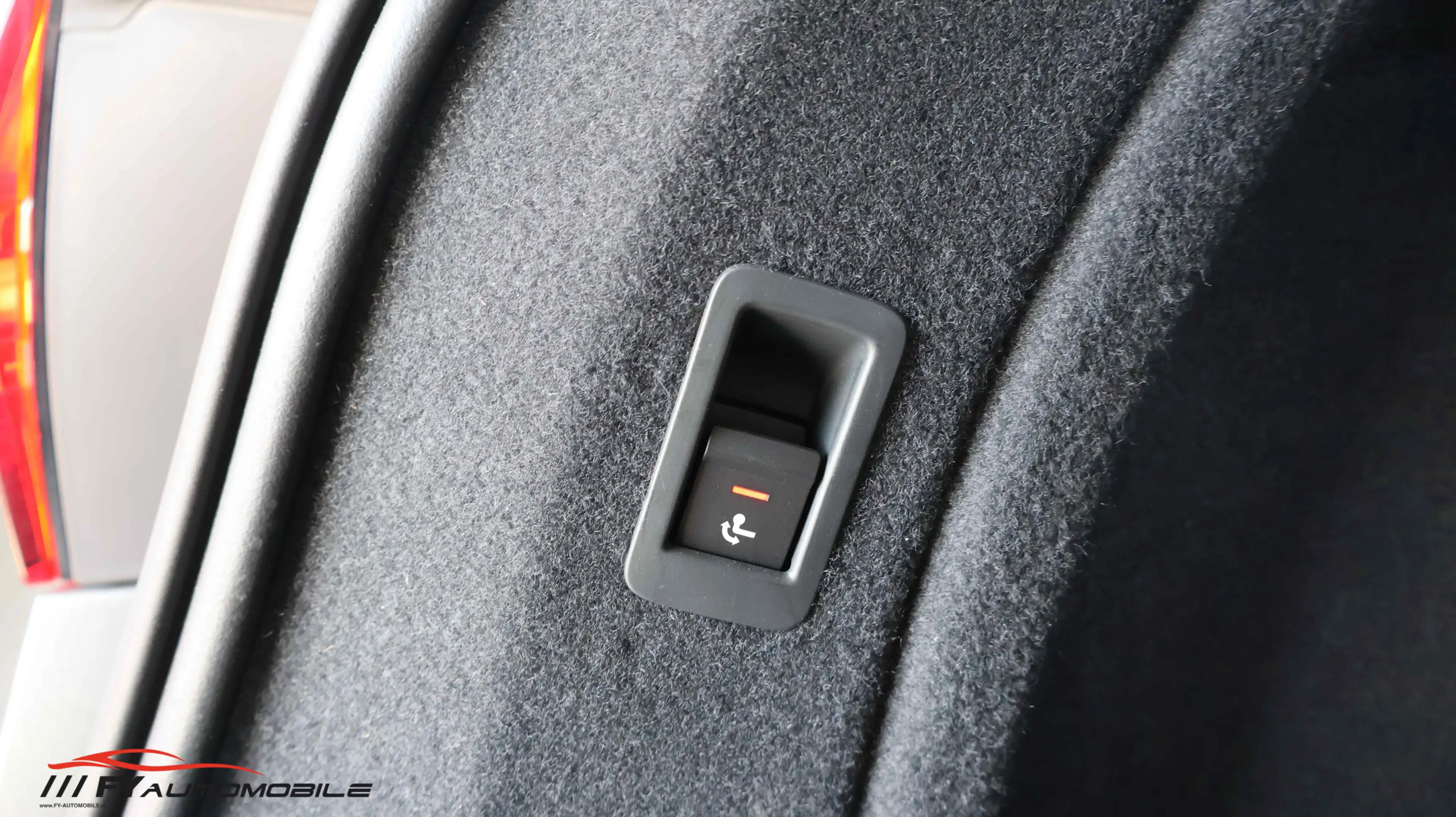 Audi RS4 2.9 TFSI quattro* MATRIX* AHK* 8 X BEREIFT* — photo 9