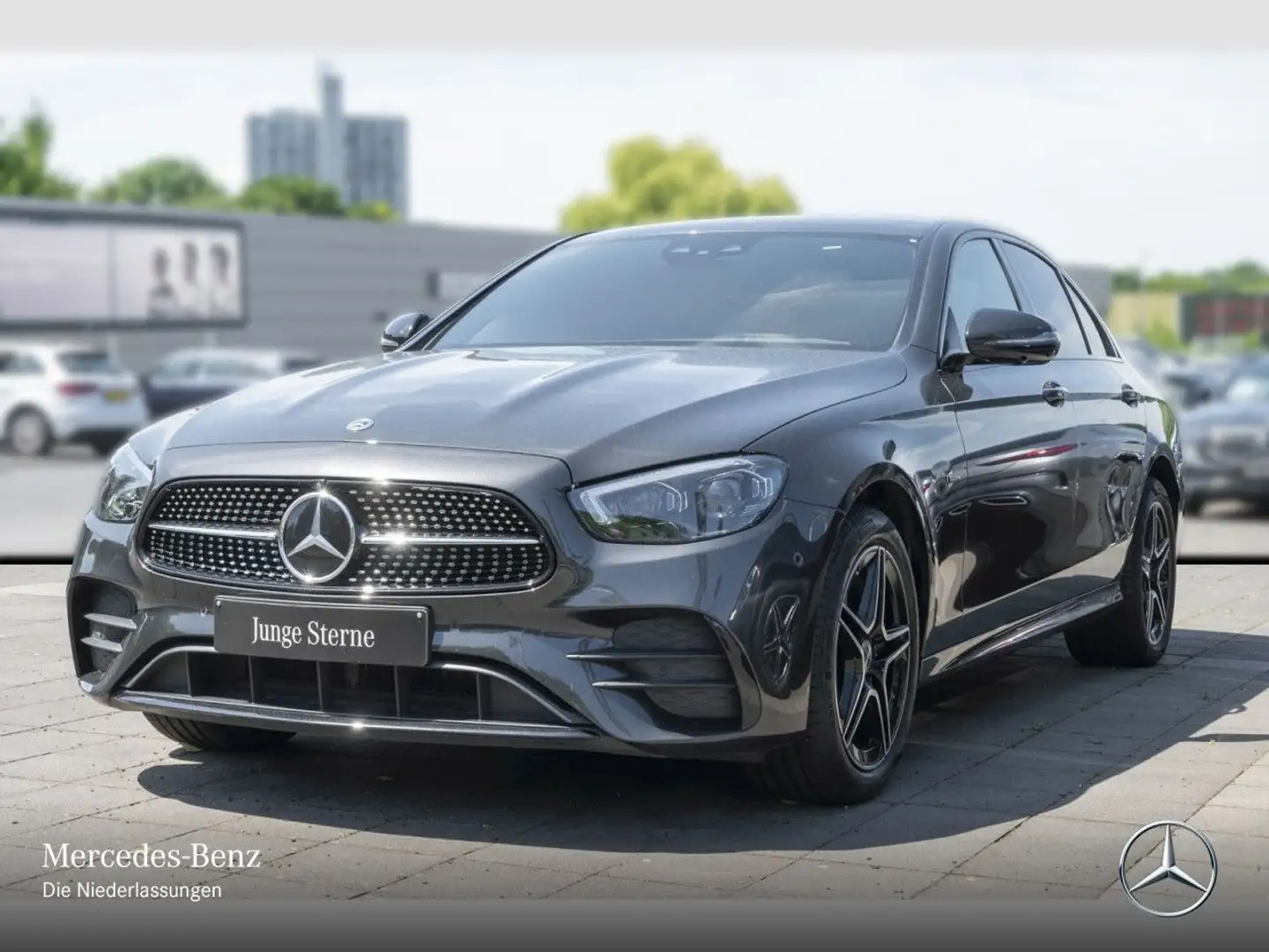 Mercedes-Benz E 300 e AMG+NIGHT+360+MULTIBEAM+FAHRASS+HUD+9G Gris - 2